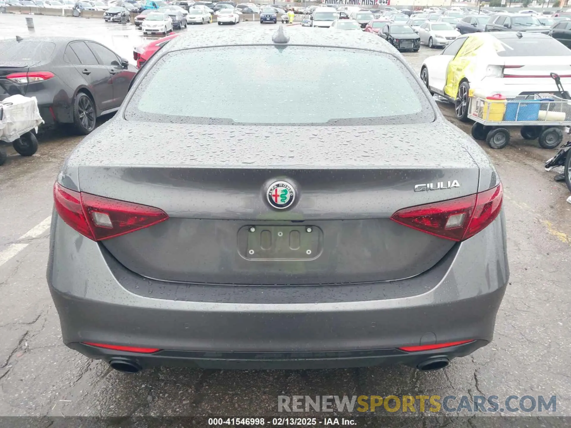 17 fotografías del automóvil dañado ZARFAMAN1N7661999 ALFA ROMEO GIULIA 2022