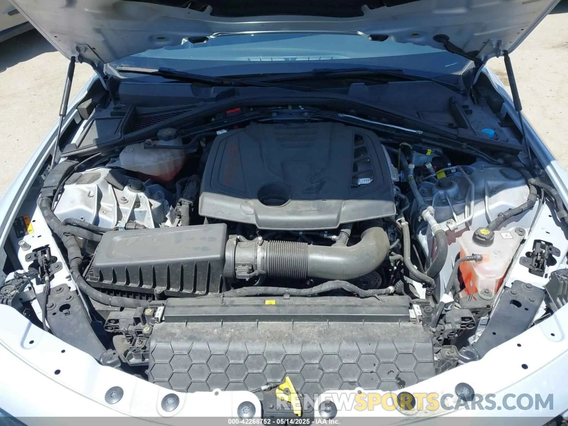 10 fotografías del automóvil dañado ZARFAMAN4N7661642 ALFA ROMEO GIULIA 2022