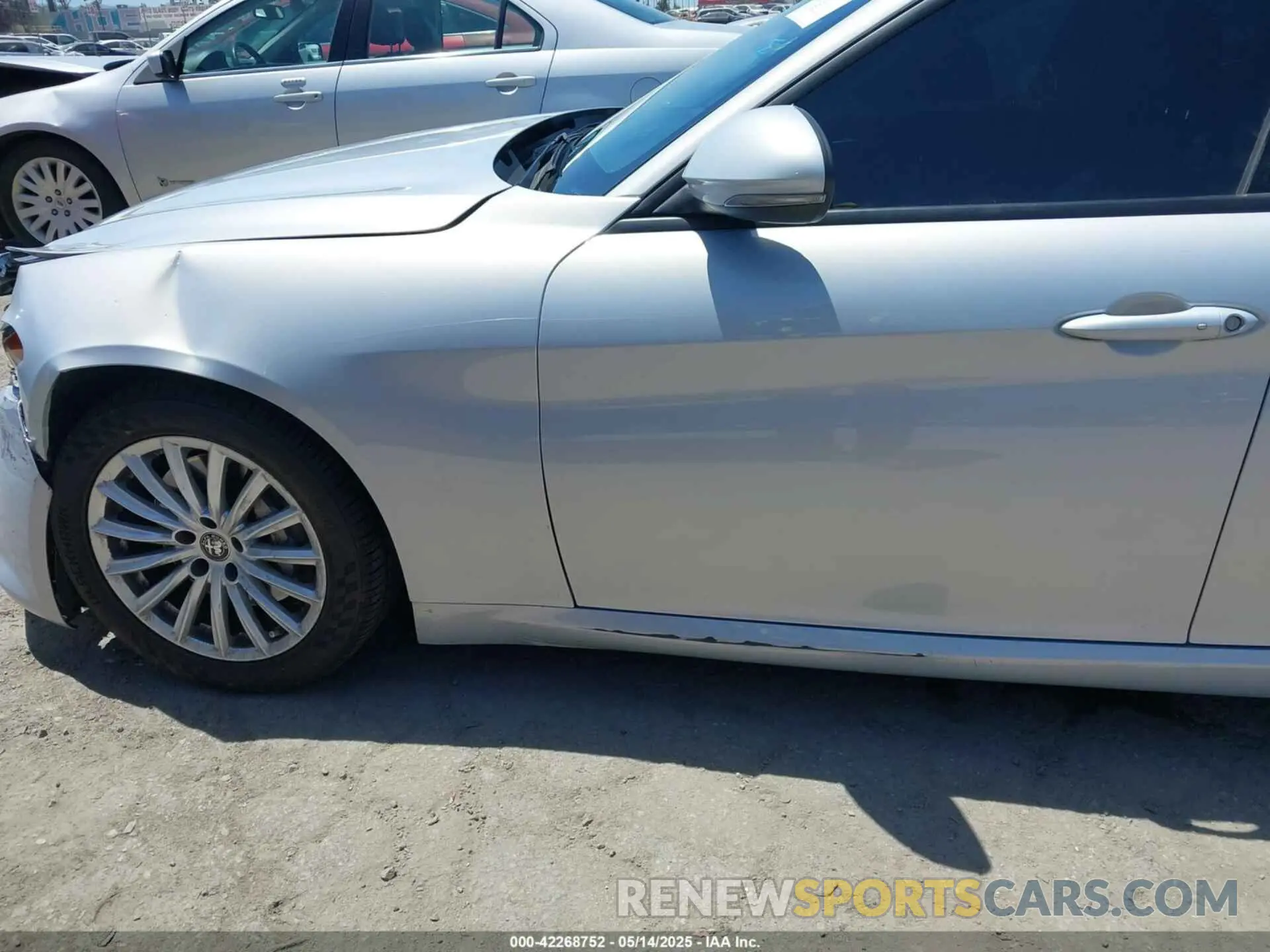 18 fotografías del automóvil dañado ZARFAMAN4N7661642 ALFA ROMEO GIULIA 2022