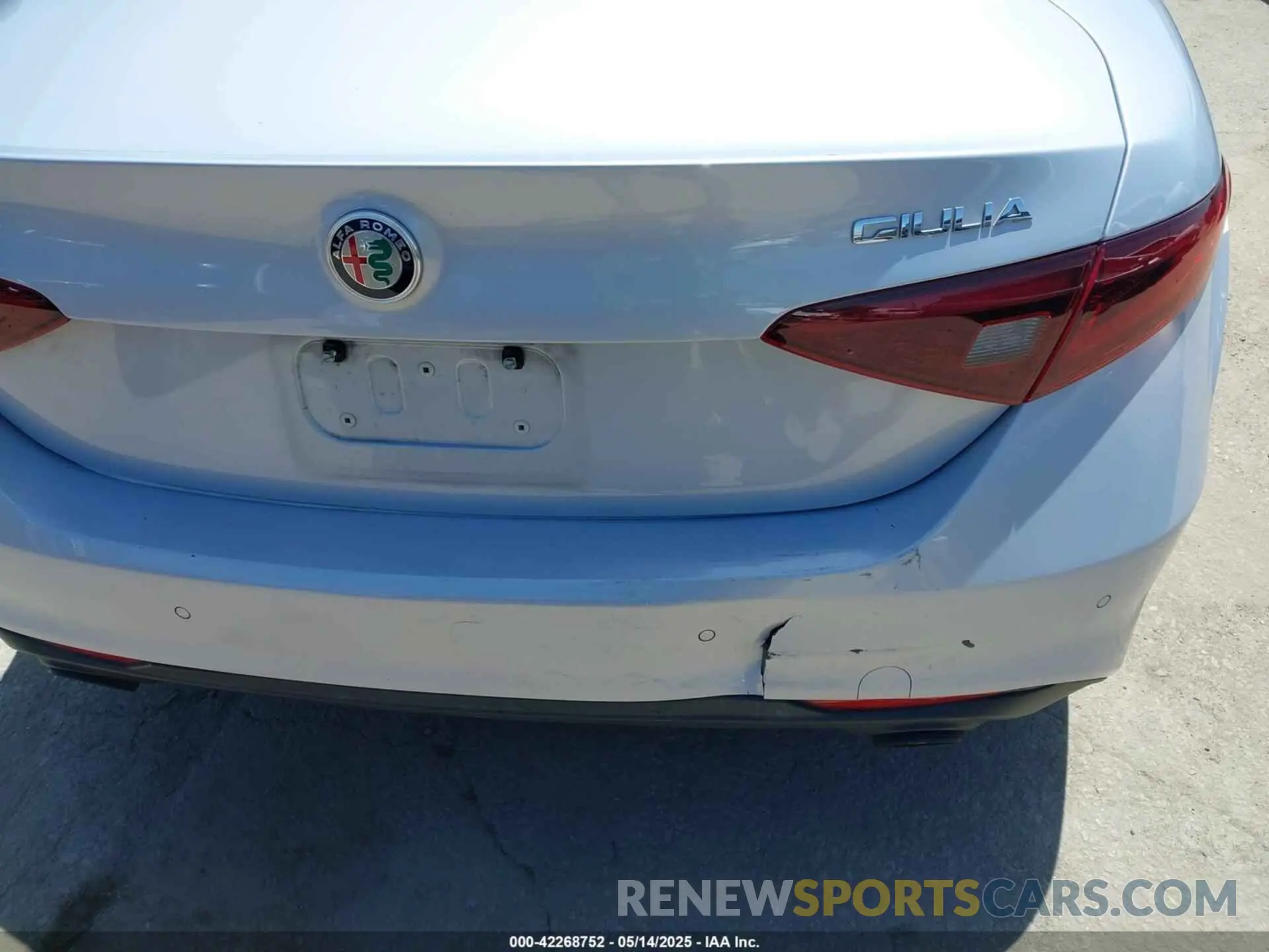 19 fotografías del automóvil dañado ZARFAMAN4N7661642 ALFA ROMEO GIULIA 2022
