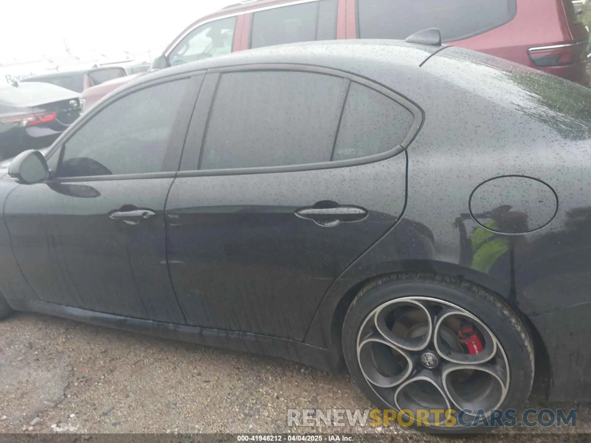 14 fotografías del automóvil dañado ZARFAMBN9N7656614 ALFA ROMEO GIULIA 2022
