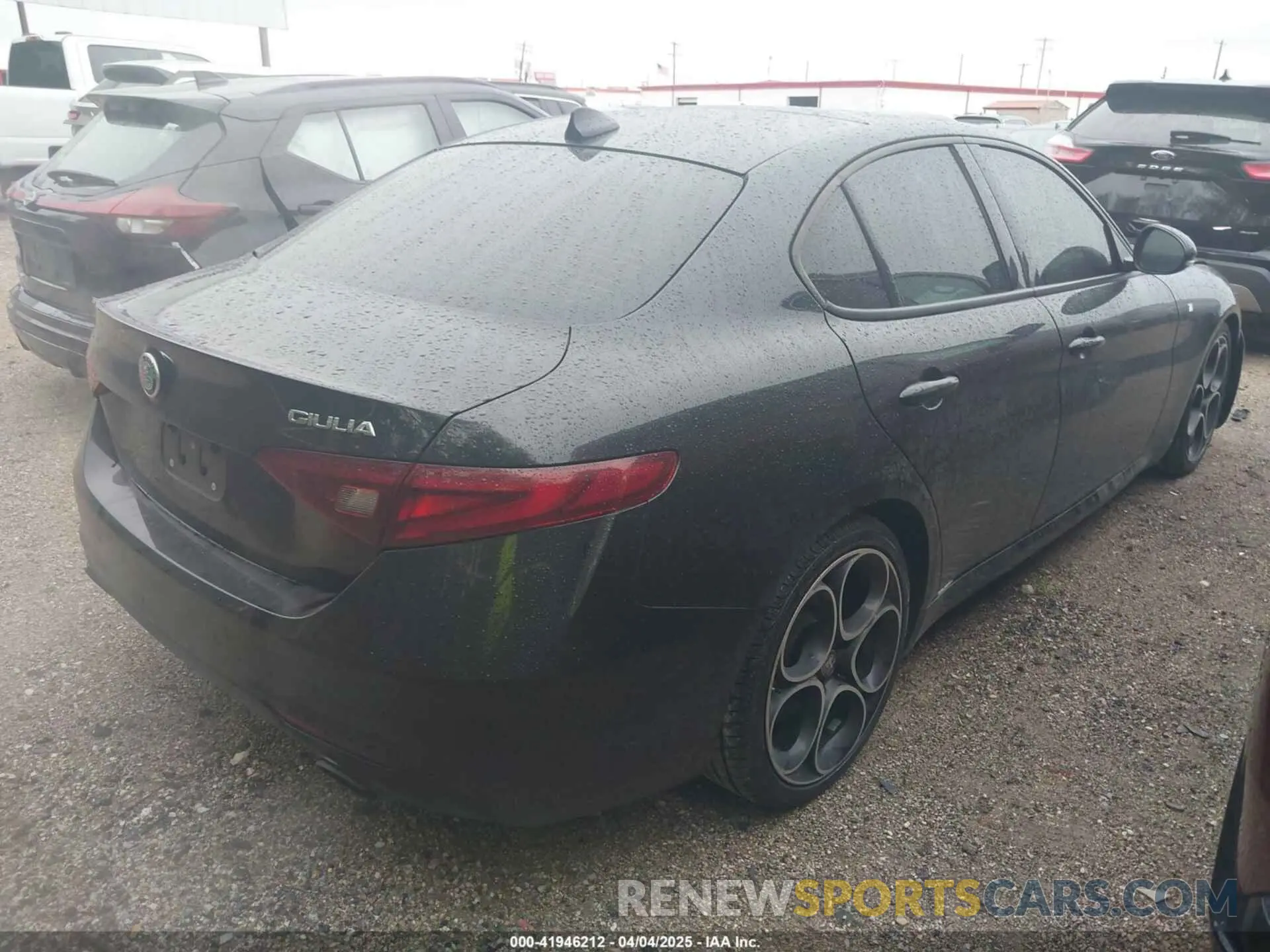 4 fotografías del automóvil dañado ZARFAMBN9N7656614 ALFA ROMEO GIULIA 2022