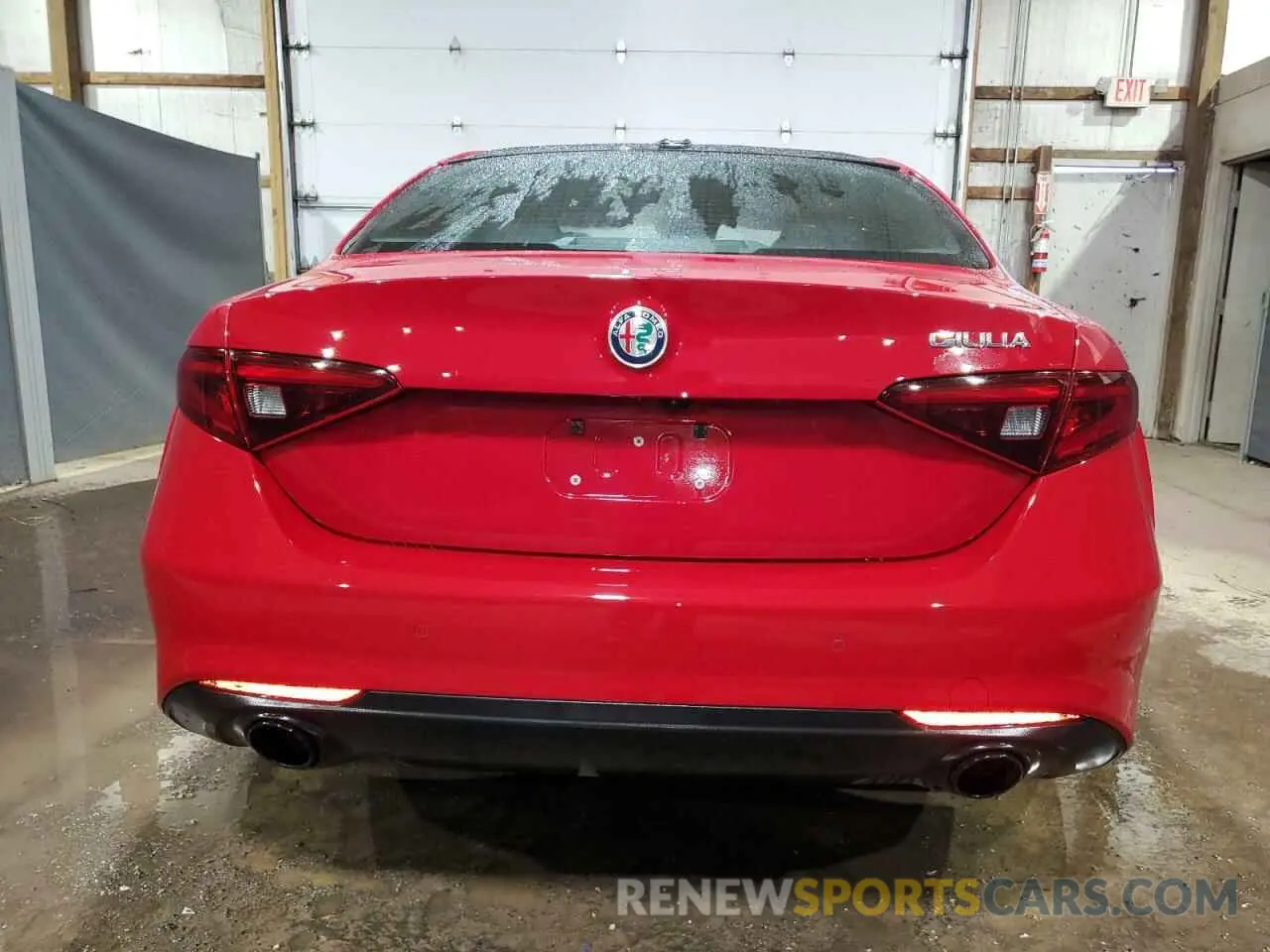 6 fotografías del automóvil dañado ZARFAMBN1P7670638 ALFA ROMEO GIULIA 2023