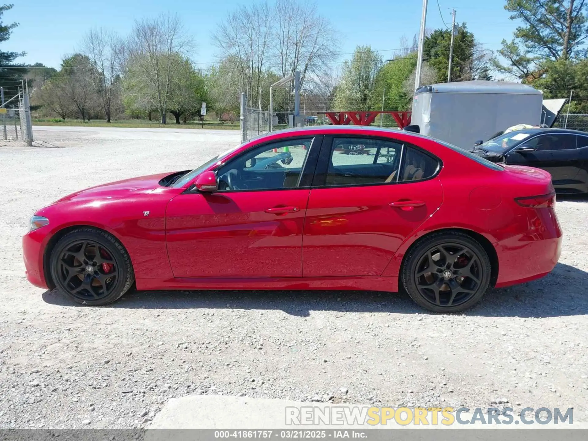 14 fotografías del automóvil dañado ZARFAMBN2P7671183 ALFA ROMEO GIULIA 2023