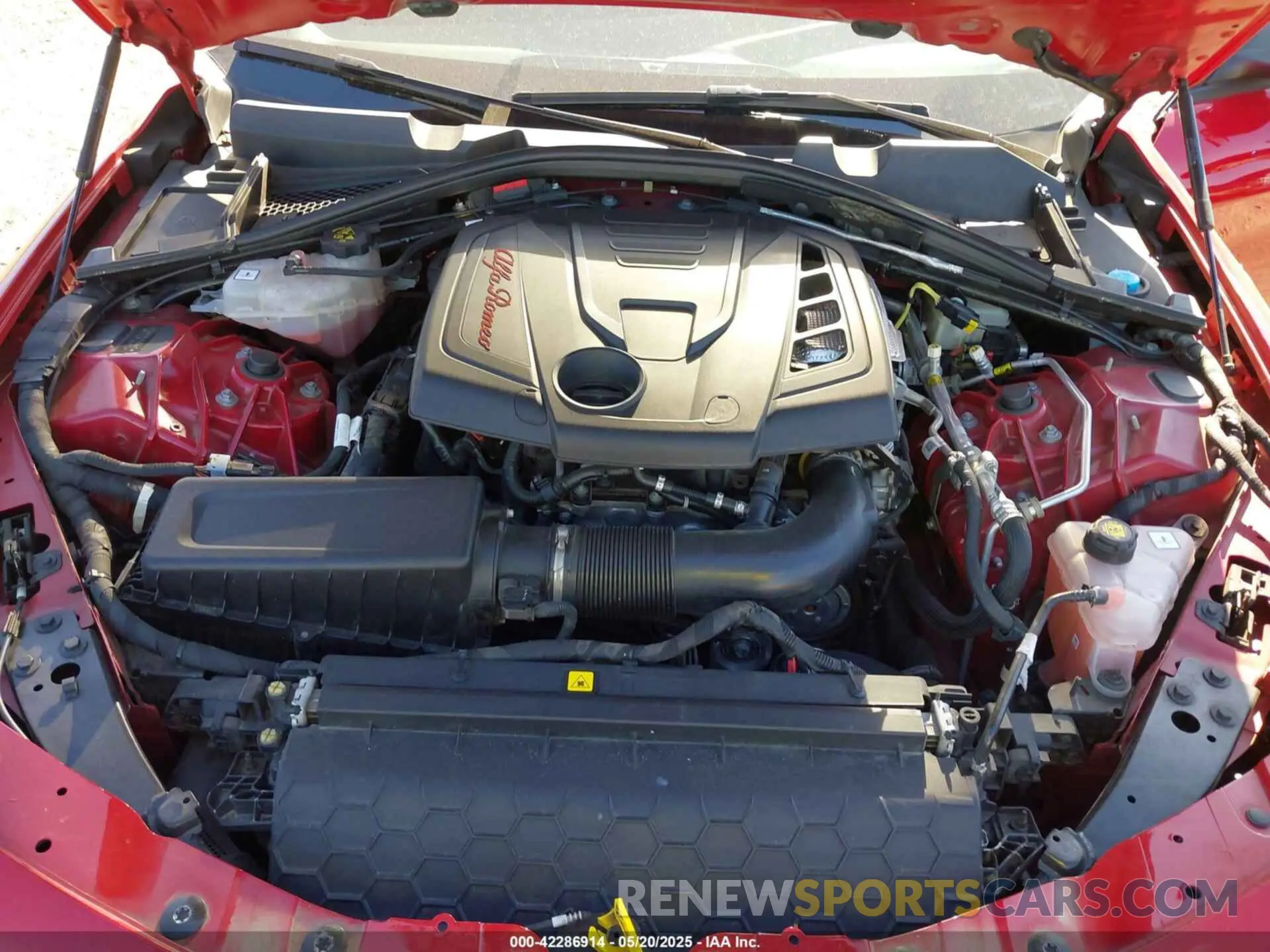 10 fotografías del automóvil dañado ZARFANAN0P7671013 ALFA ROMEO GIULIA 2023