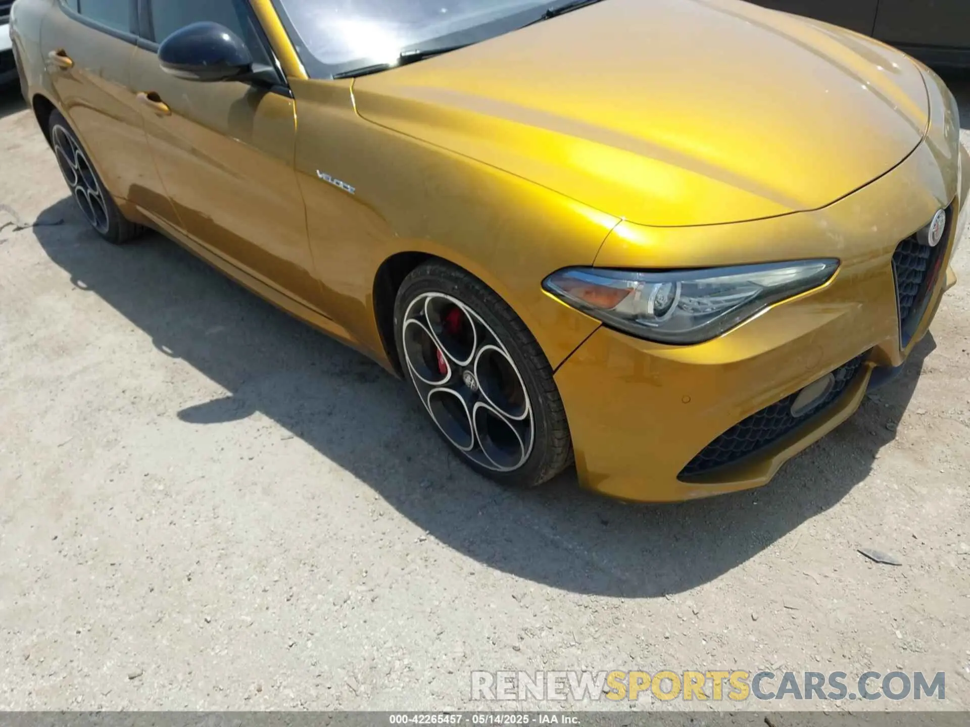 1 fotografías del automóvil dañado ZARFANBN6P7670771 ALFA ROMEO GIULIA 2023