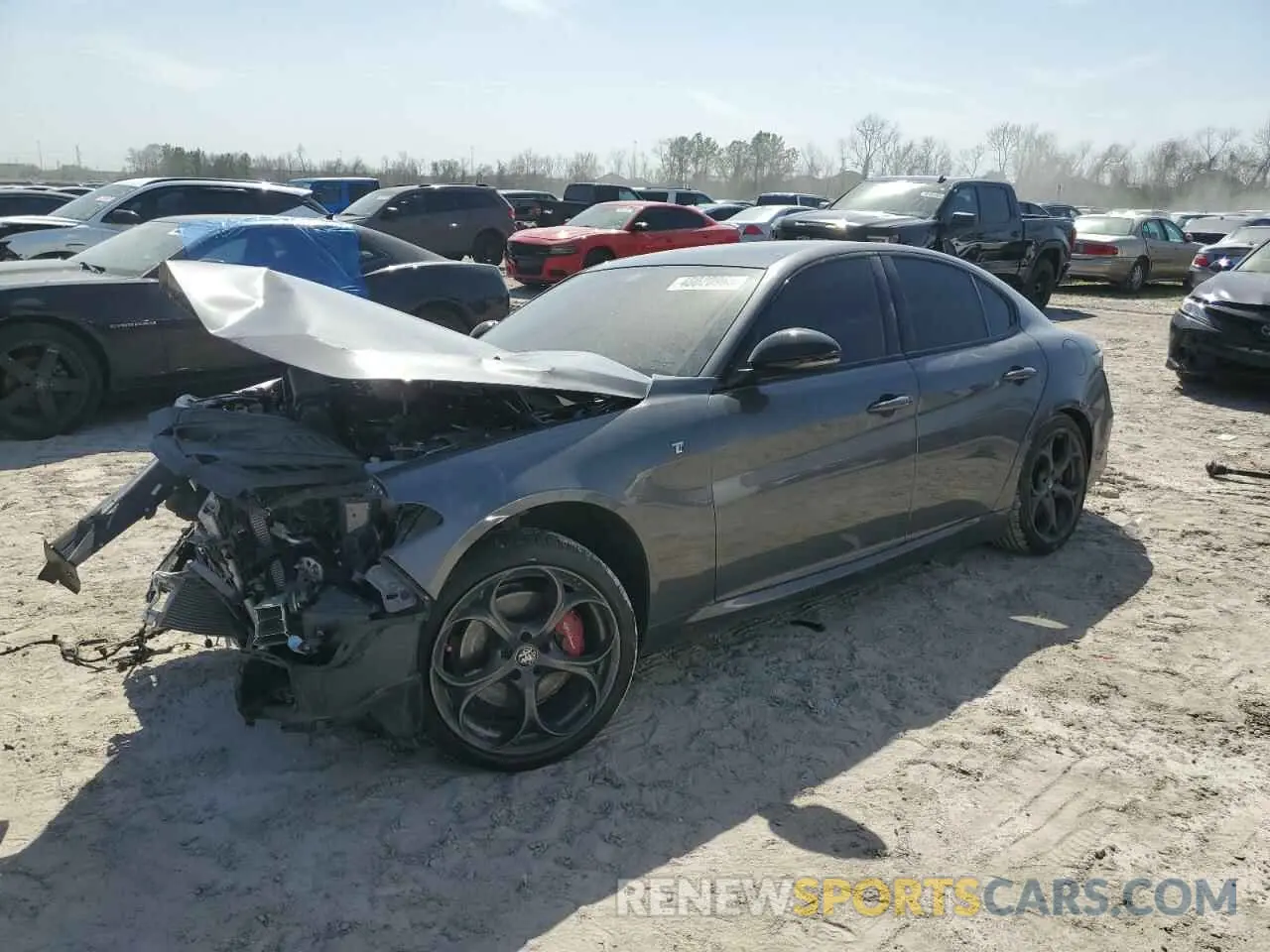 1 fotografías del automóvil dañado ZARFAMBN1R7681805 ALFA ROMEO GIULIA 2024