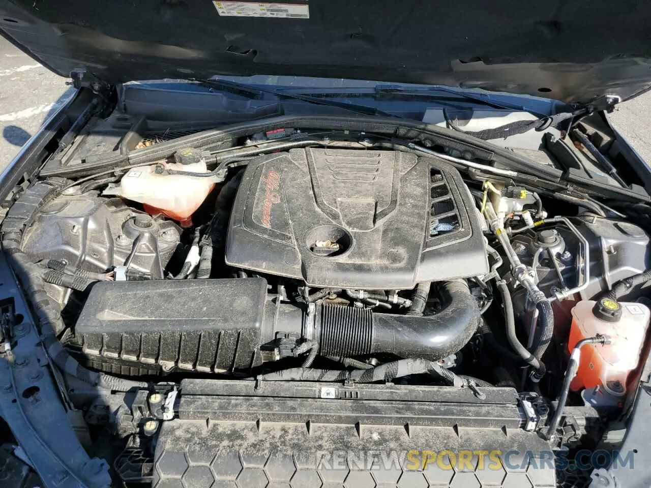 11 fotografías del automóvil dañado ZARFAMAN7P7673836 ALFA ROMEO GIULIA SPR 2023