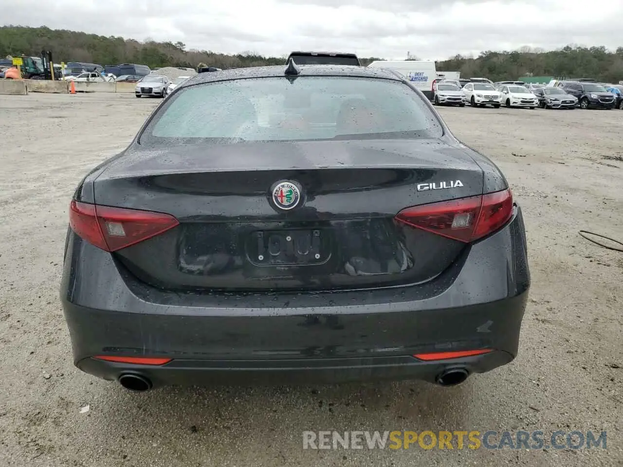 6 fotografías del automóvil dañado ZARFAMANXP7670834 ALFA ROMEO GIULIA SPR 2023