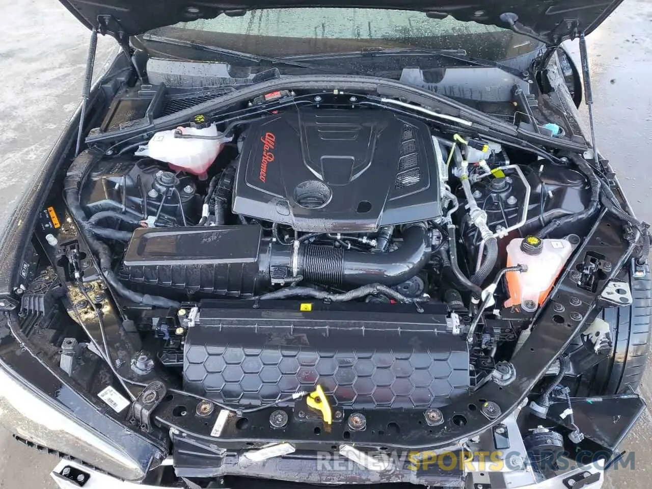 11 fotografías del automóvil dañado ZARFAMBN1N7654274 ALFA ROMEO GIULIA SUP 2022
