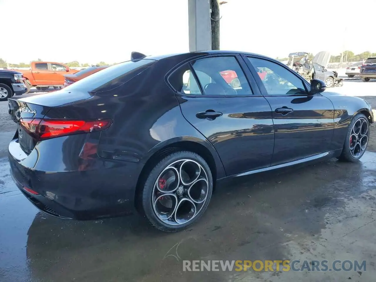3 fotografías del automóvil dañado ZARFAMBN1N7654274 ALFA ROMEO GIULIA SUP 2022