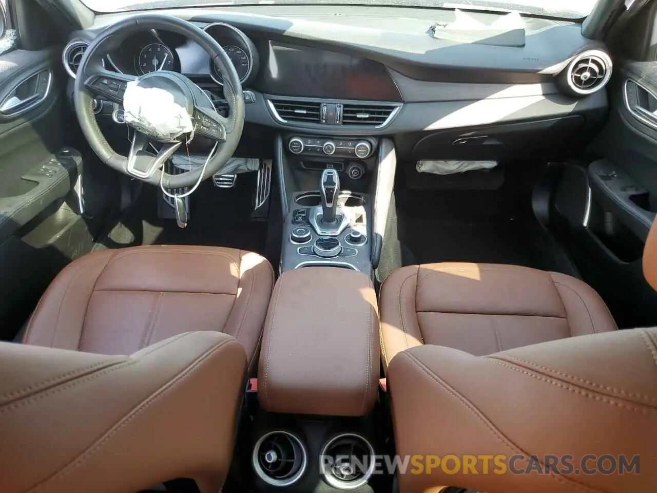8 fotografías del automóvil dañado ZARFANBN9N7653542 ALFA ROMEO GIULIA SUP 2022