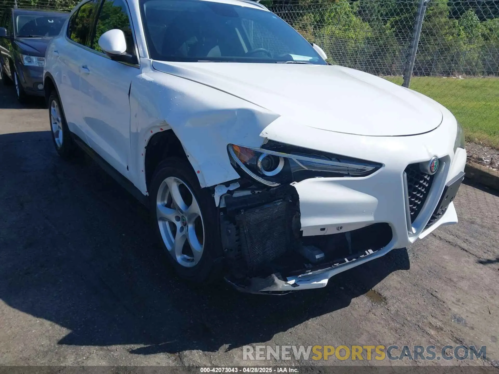 6 fotografías del automóvil dañado ZASPAJAN0K7C41814 ALFA ROMEO STELVIO 2019