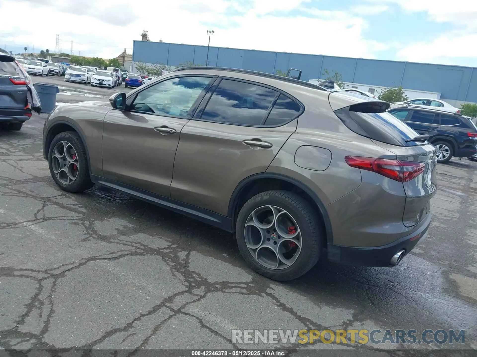 3 fotografías del automóvil dañado ZASPAJAN2K7C48523 ALFA ROMEO STELVIO 2019