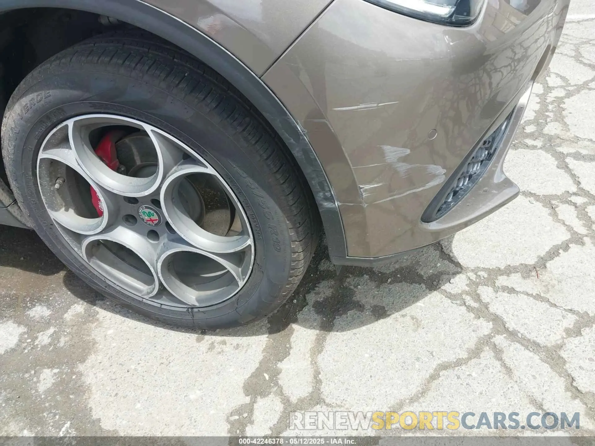 6 fotografías del automóvil dañado ZASPAJAN2K7C48523 ALFA ROMEO STELVIO 2019