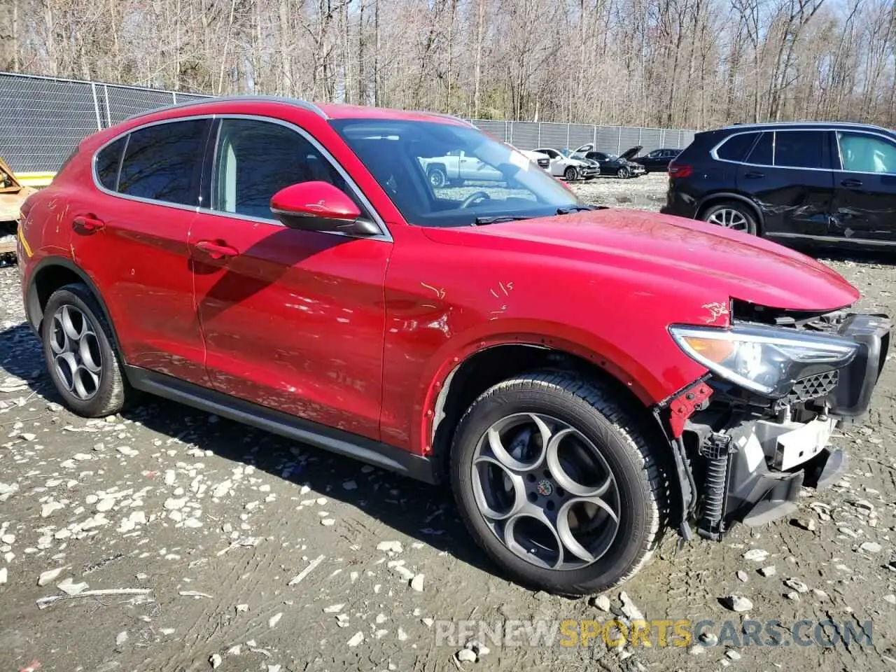 4 fotografías del automóvil dañado ZASPAJAN2K7C49106 ALFA ROMEO STELVIO 2019