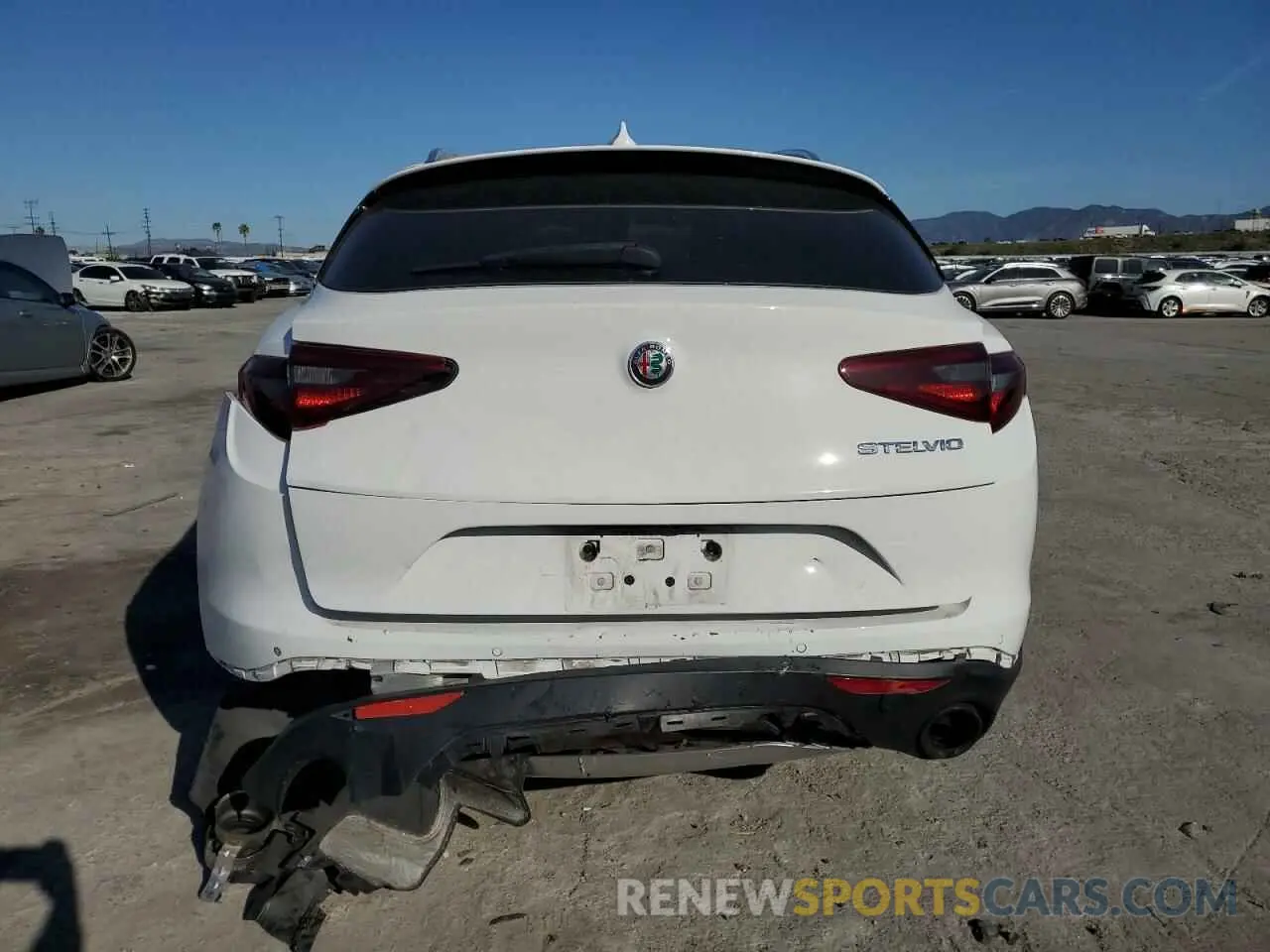 6 fotografías del automóvil dañado ZASPAJAN3K7C72152 ALFA ROMEO STELVIO 2019