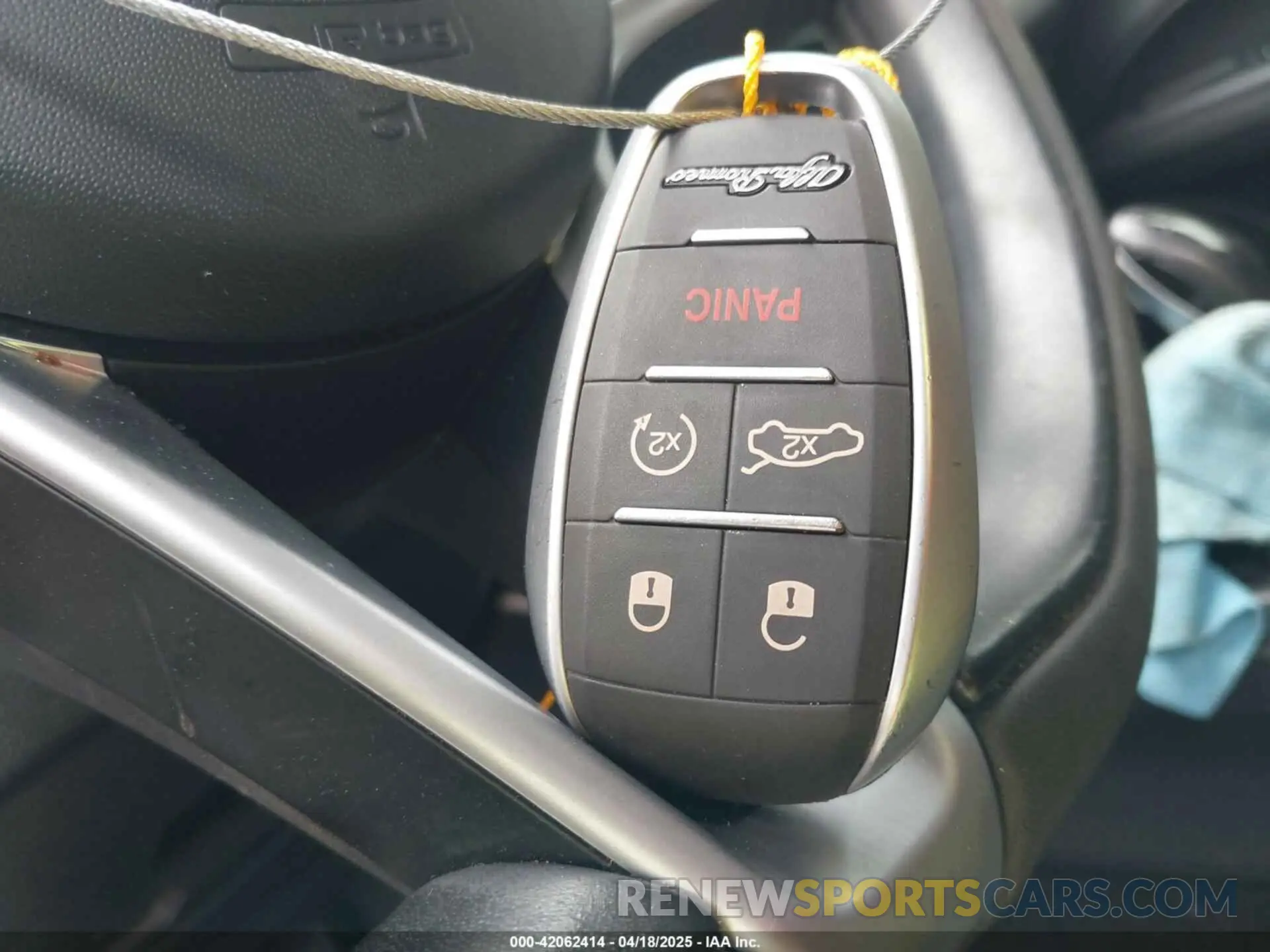 11 fotografías del automóvil dañado ZASPAKAN0K7C44623 ALFA ROMEO STELVIO 2019