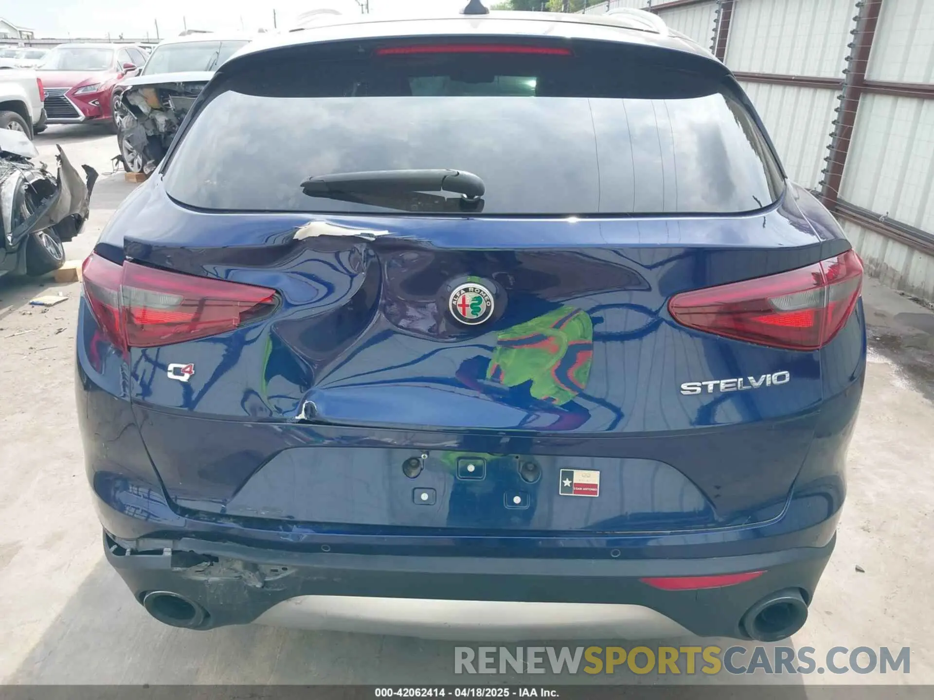 16 fotografías del automóvil dañado ZASPAKAN0K7C44623 ALFA ROMEO STELVIO 2019