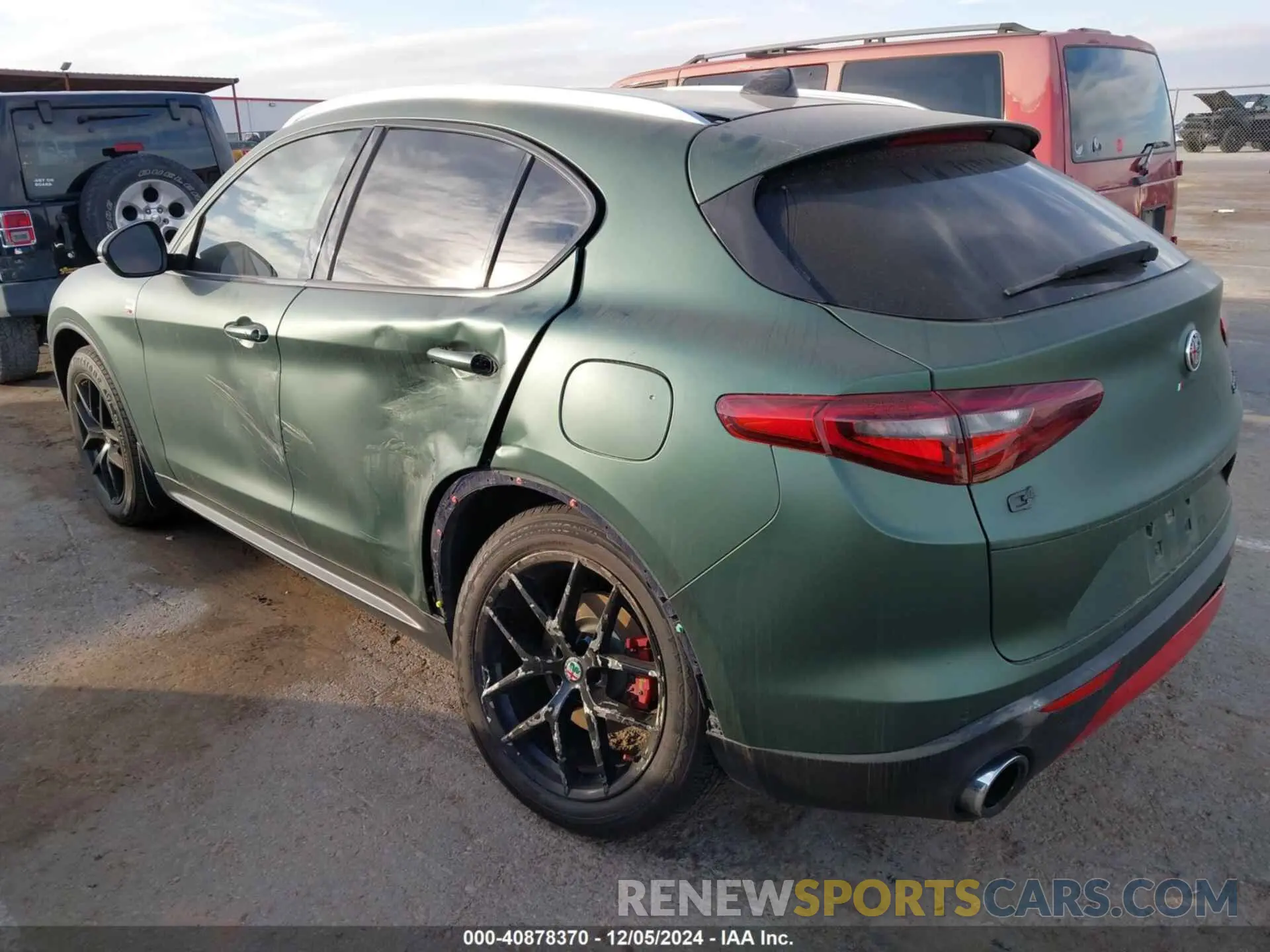 3 fotografías del automóvil dañado ZASPAKAN1K7C30911 ALFA ROMEO STELVIO 2019