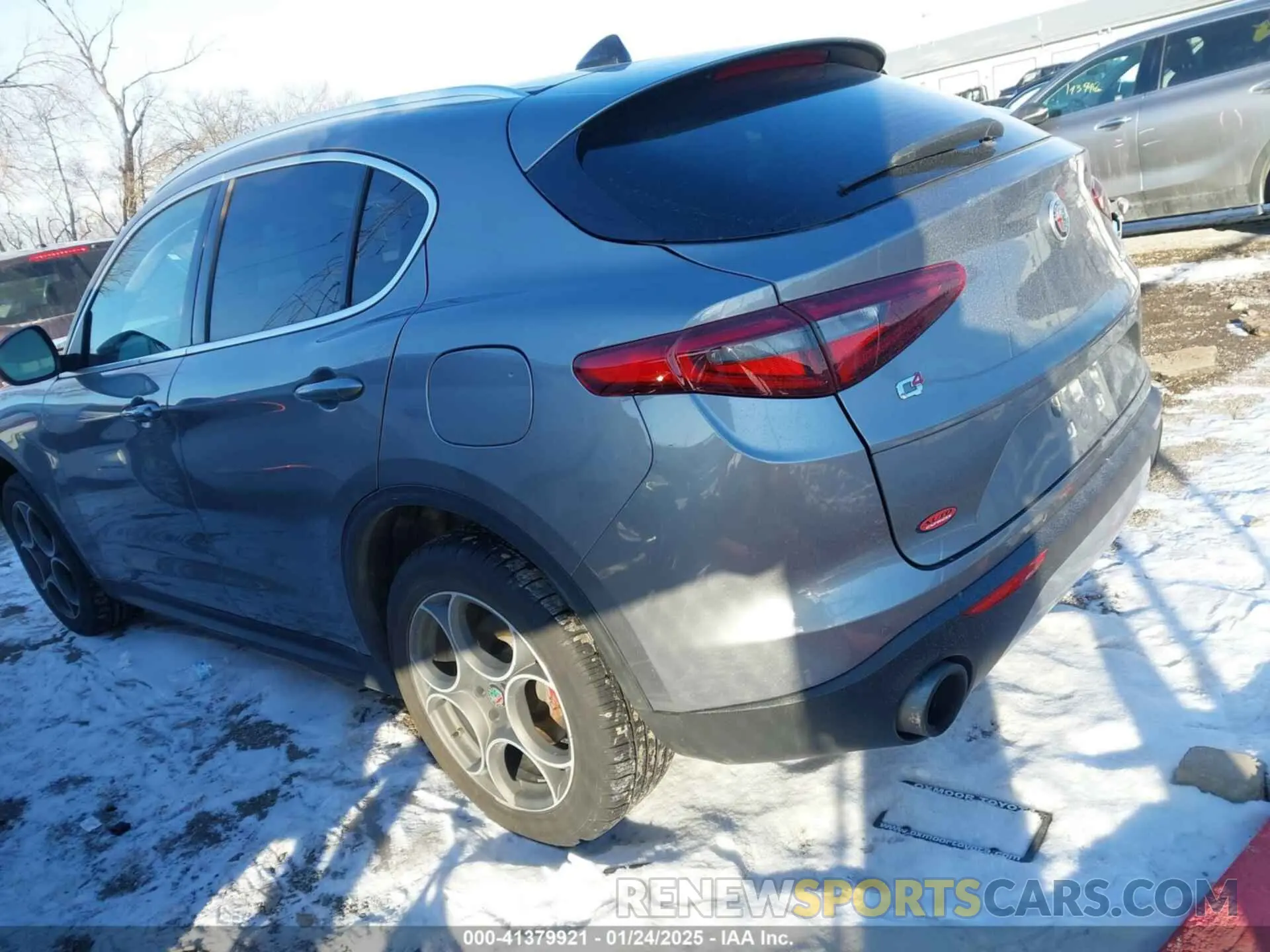 3 fotografías del automóvil dañado ZASPAKAN7K7C59653 ALFA ROMEO STELVIO 2019