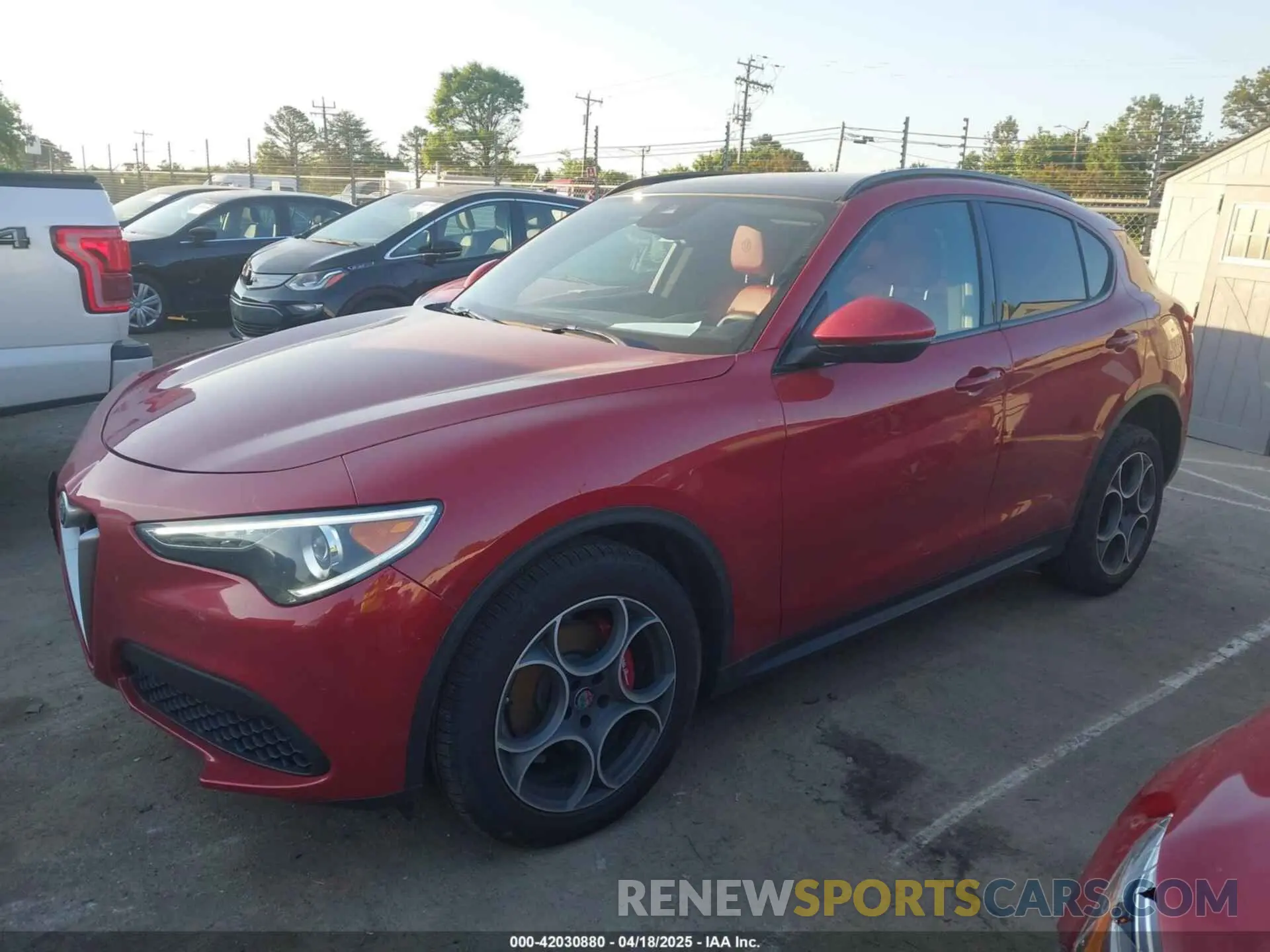 14 fotografías del automóvil dañado ZASPAKBN2K7C69215 ALFA ROMEO STELVIO 2019