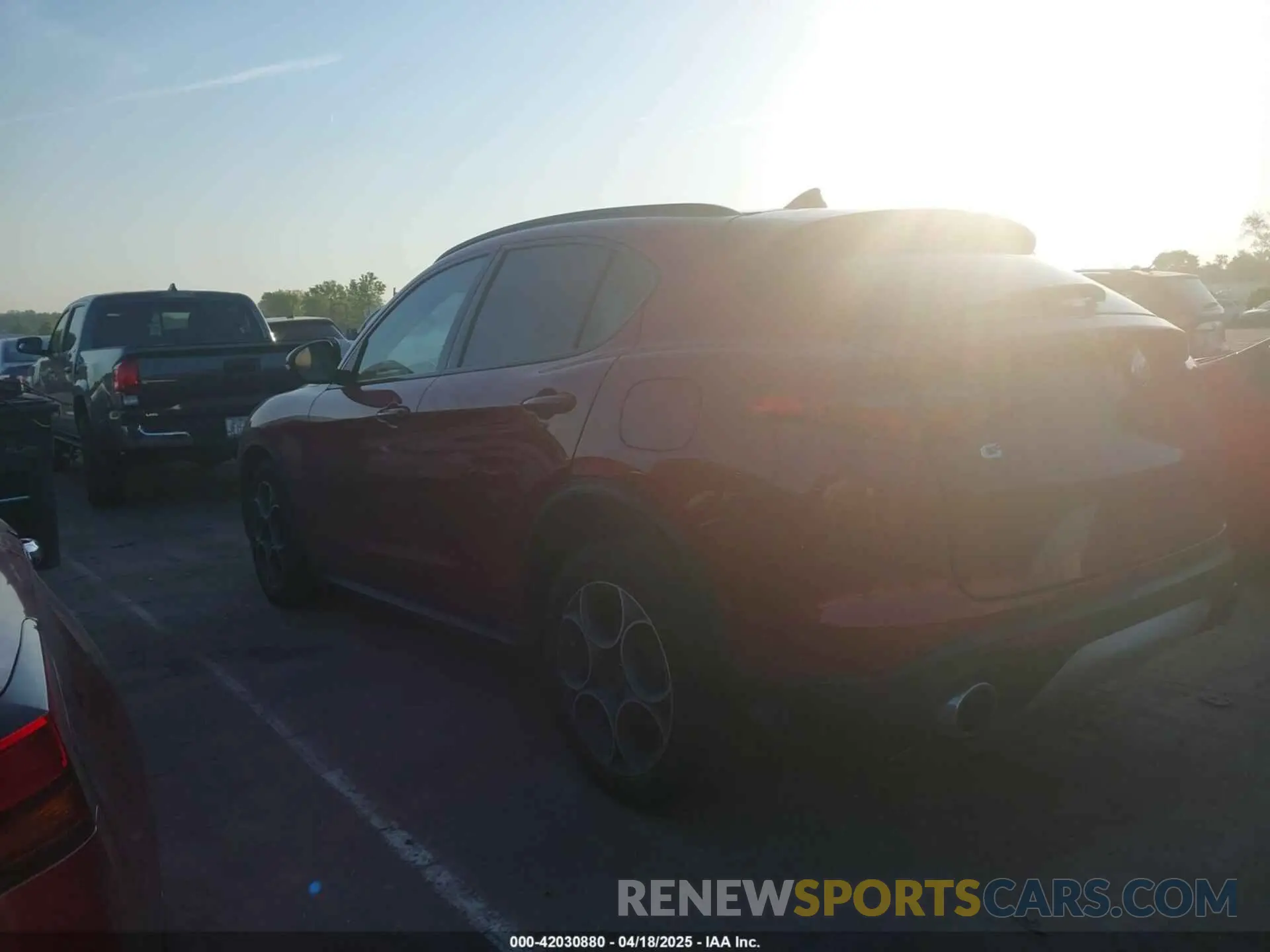 3 fotografías del automóvil dañado ZASPAKBN2K7C69215 ALFA ROMEO STELVIO 2019