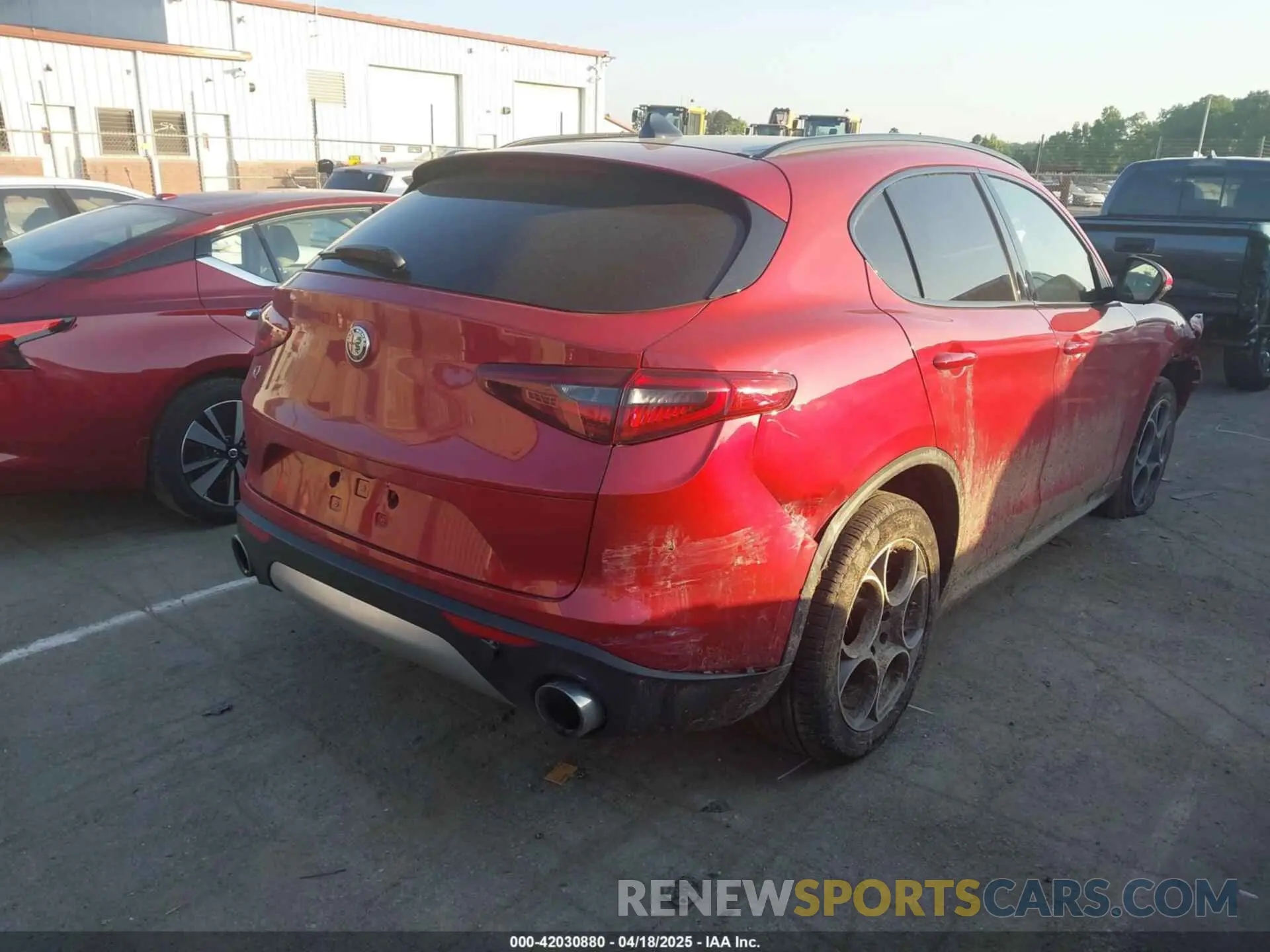 4 fotografías del automóvil dañado ZASPAKBN2K7C69215 ALFA ROMEO STELVIO 2019