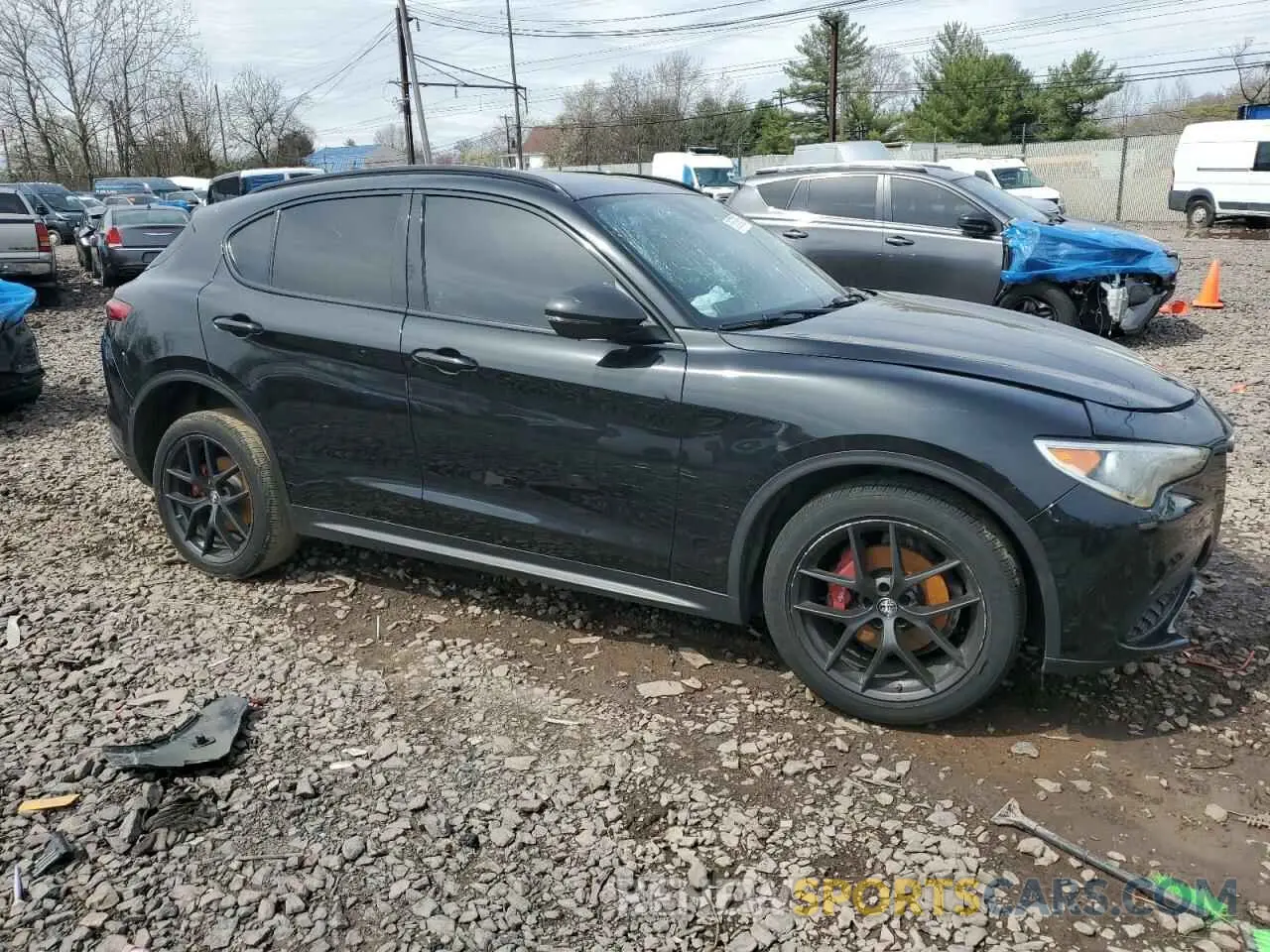 4 fotografías del automóvil dañado ZASPAKBN3K7C55789 ALFA ROMEO STELVIO 2019