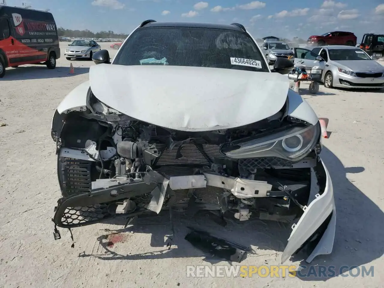 5 fotografías del automóvil dañado ZASPAKBN4K7C50293 ALFA ROMEO STELVIO 2019