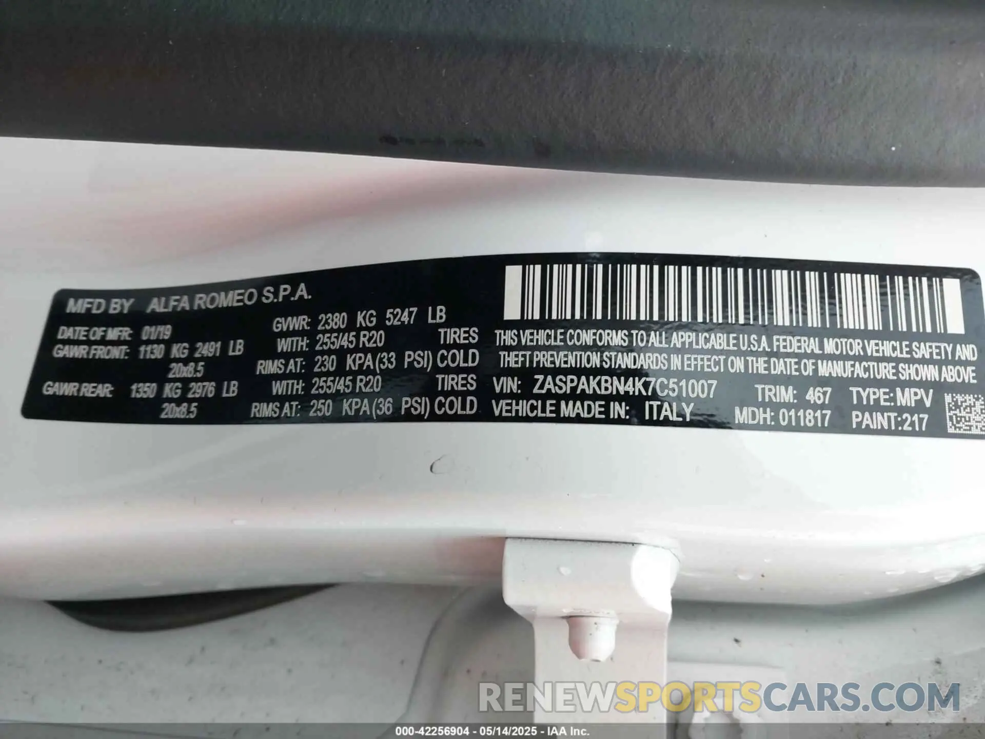9 fotografías del automóvil dañado ZASPAKBN4K7C51007 ALFA ROMEO STELVIO 2019