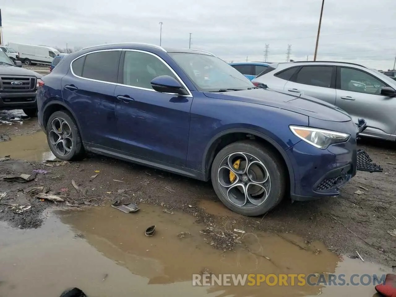 4 fotografías del automóvil dañado ZASPAKBN4K7C58880 ALFA ROMEO STELVIO 2019