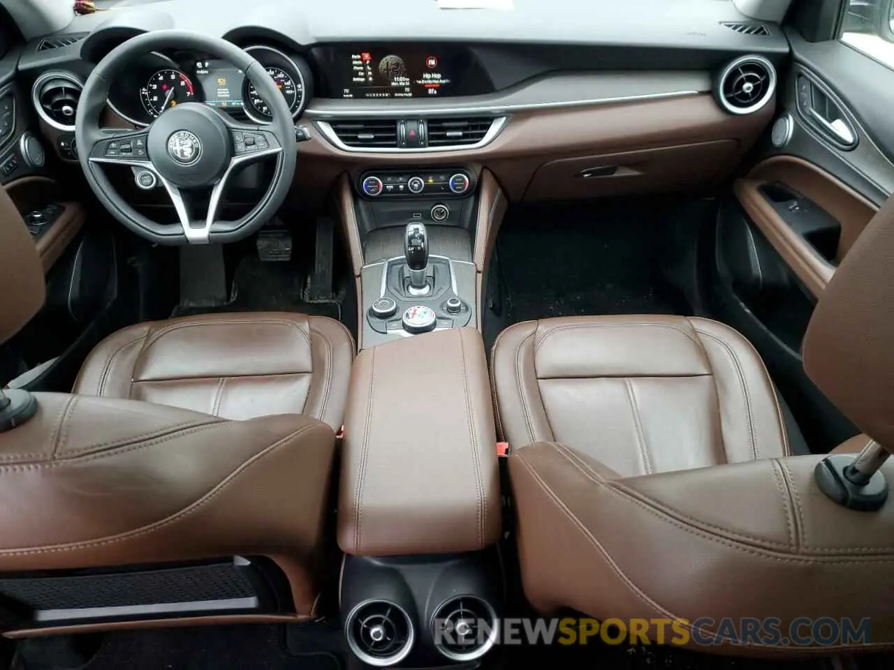 8 fotografías del automóvil dañado ZASPAKBN4K7C58880 ALFA ROMEO STELVIO 2019