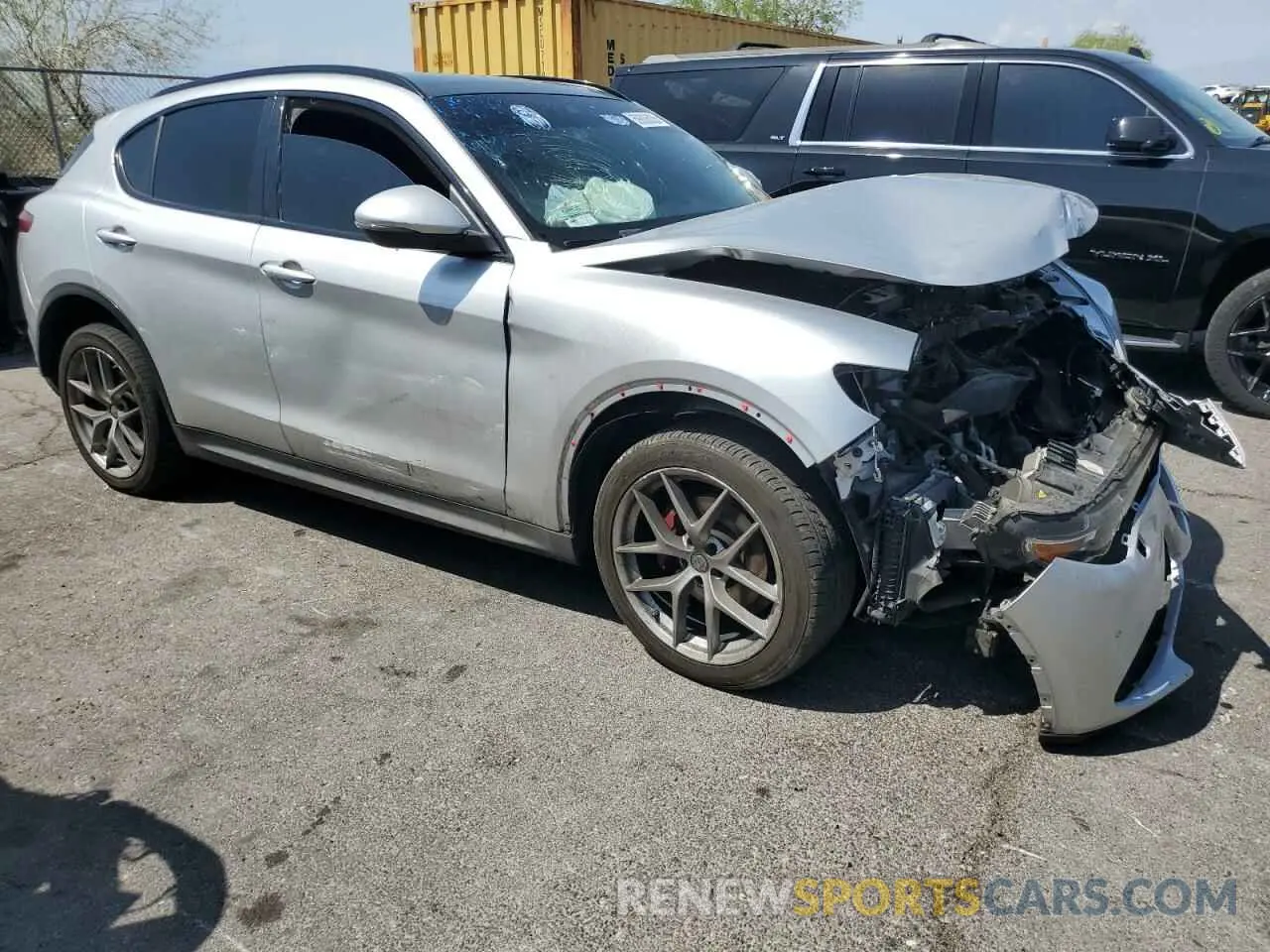 4 fotografías del automóvil dañado ZASPAKBN7K7C37490 ALFA ROMEO STELVIO 2019