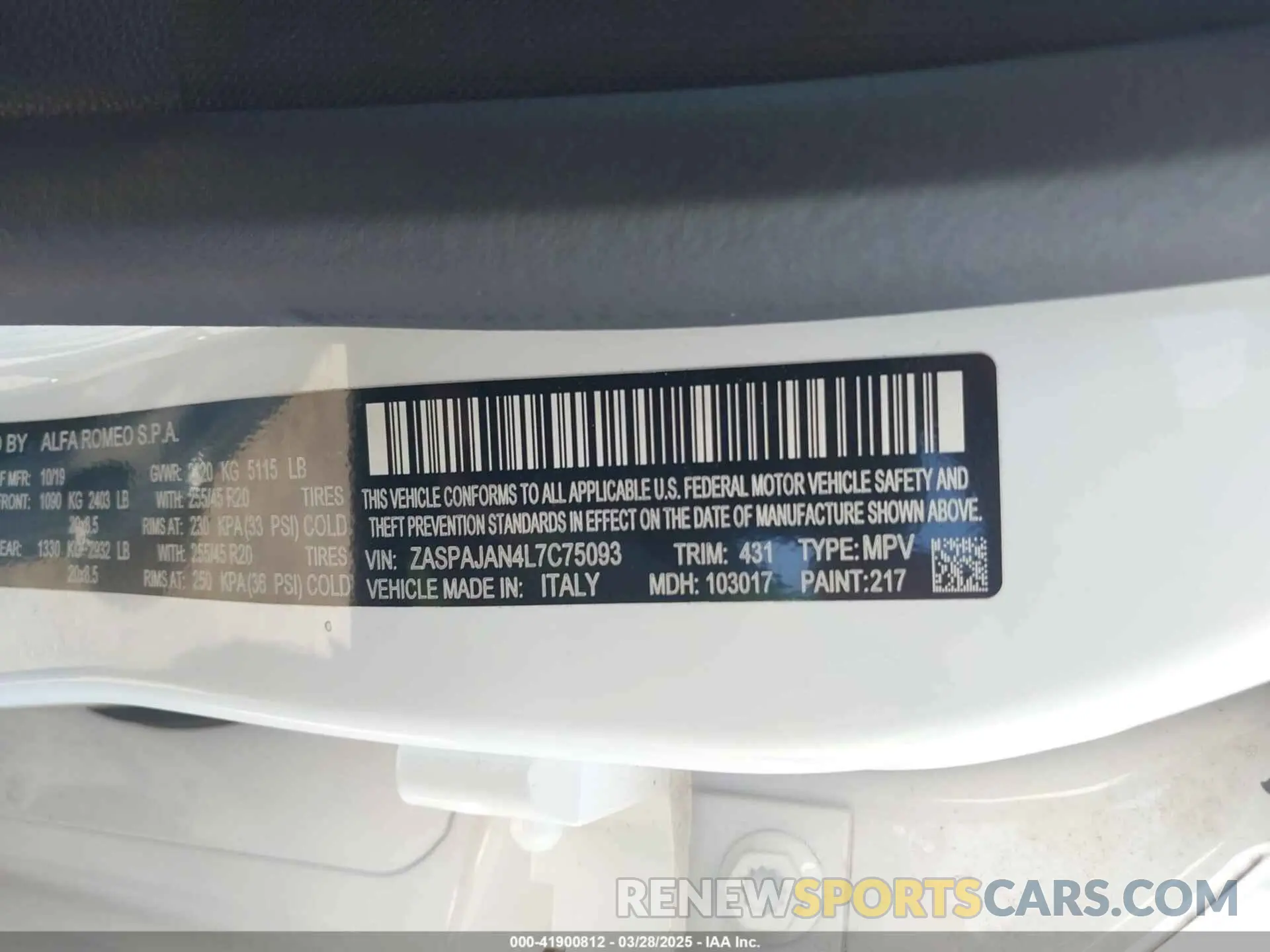 9 fotografías del automóvil dañado ZASPAJAN4L7C75093 ALFA ROMEO STELVIO 2020