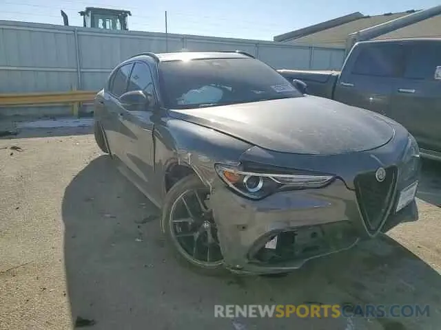 11 fotografías del automóvil dañado ZASPAKAN1L7C97395 ALFA ROMEO STELVIO 2020