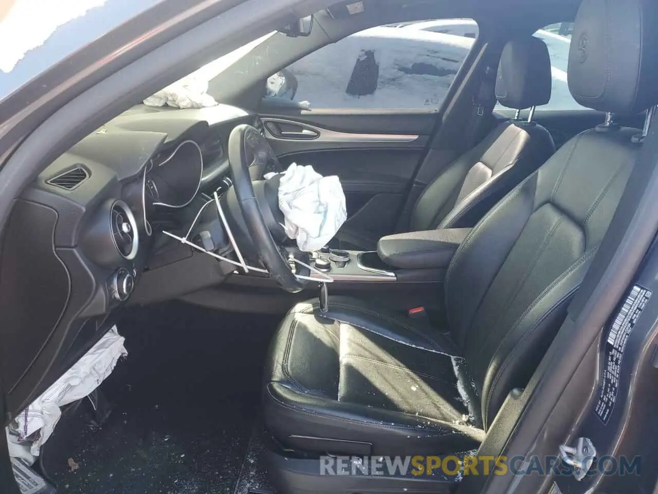 7 fotografías del automóvil dañado ZASPAKAN1L7C97395 ALFA ROMEO STELVIO 2020