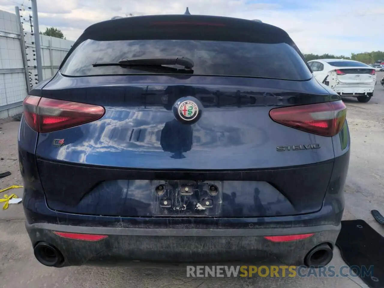 6 fotografías del automóvil dañado ZASPAKAN2L7C86986 ALFA ROMEO STELVIO 2020