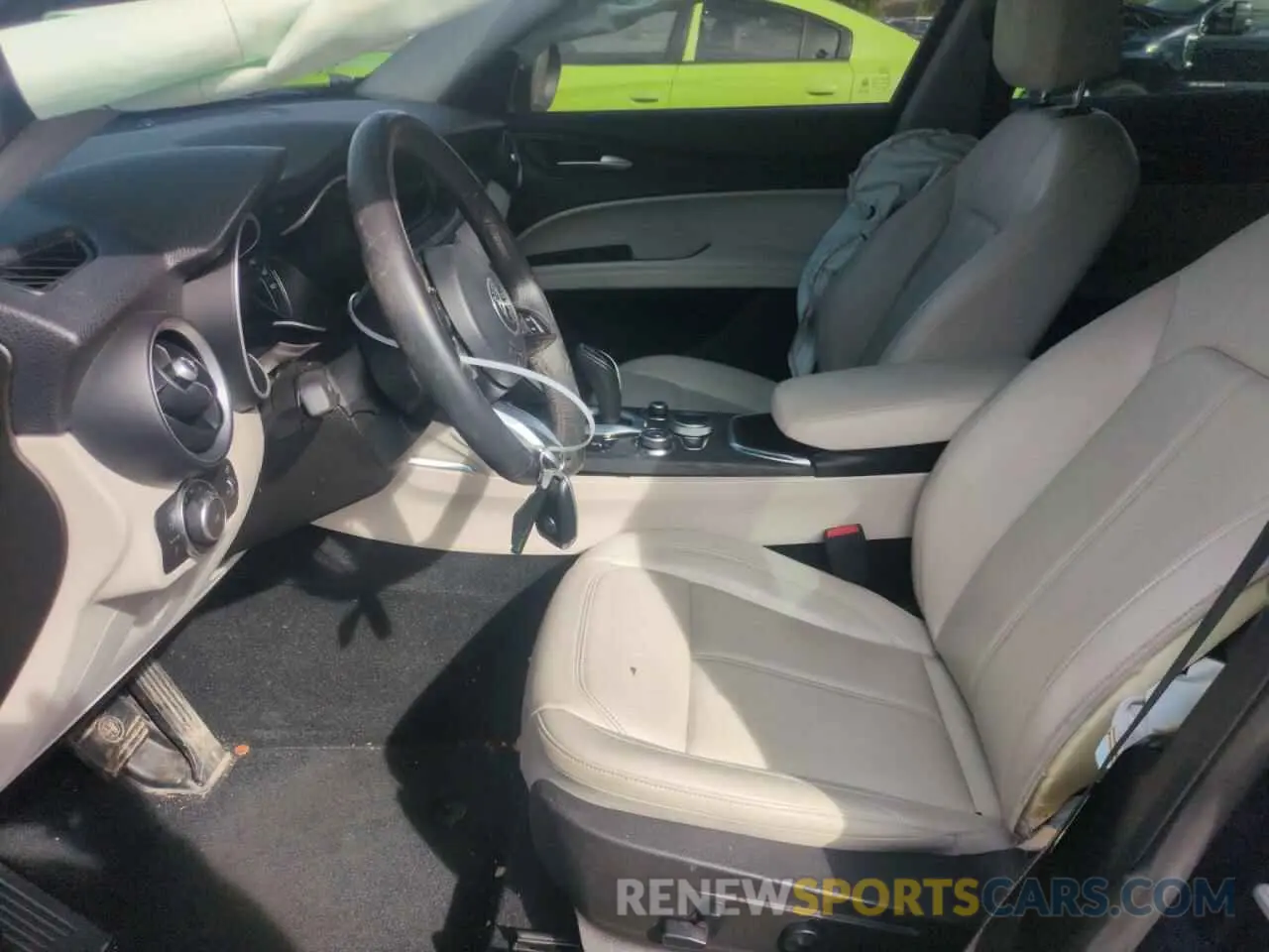 7 fotografías del automóvil dañado ZASPAKAN2L7C86986 ALFA ROMEO STELVIO 2020