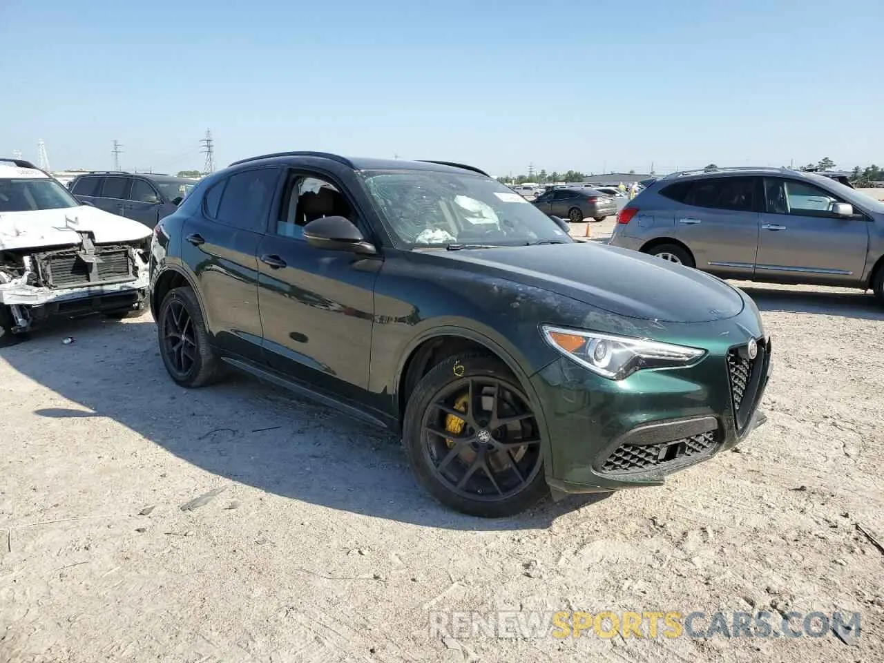 4 fotografías del automóvil dañado ZASPAKBN0L7C98780 ALFA ROMEO STELVIO 2020