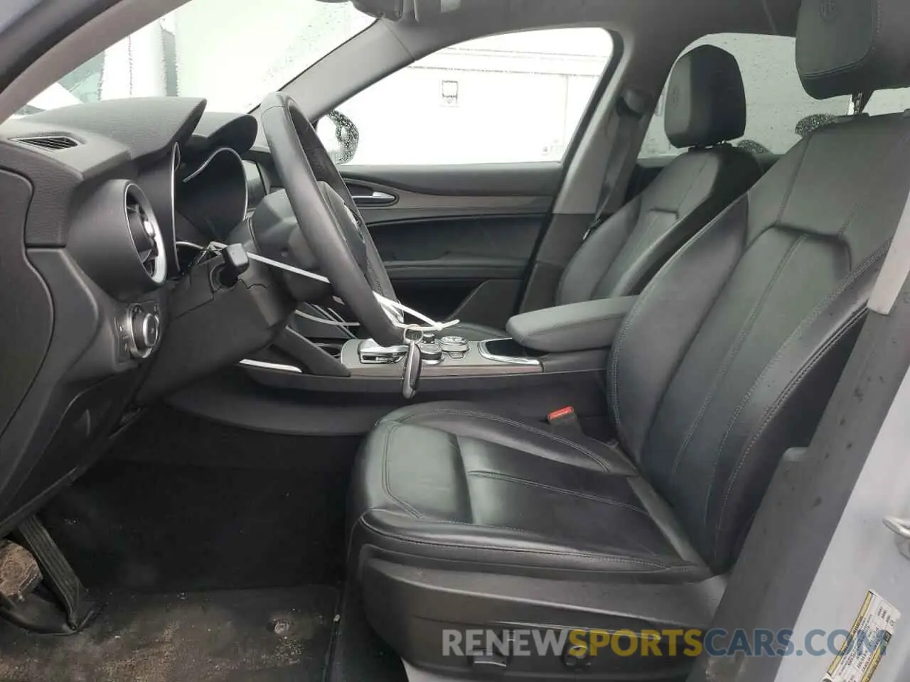 7 fotografías del automóvil dañado ZASPAKBN2L7C91524 ALFA ROMEO STELVIO 2020
