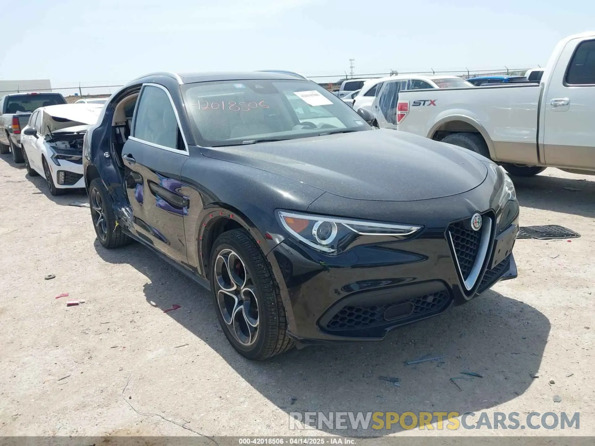1 fotografías del automóvil dañado ZASPAKBN8L7C95979 ALFA ROMEO STELVIO 2020