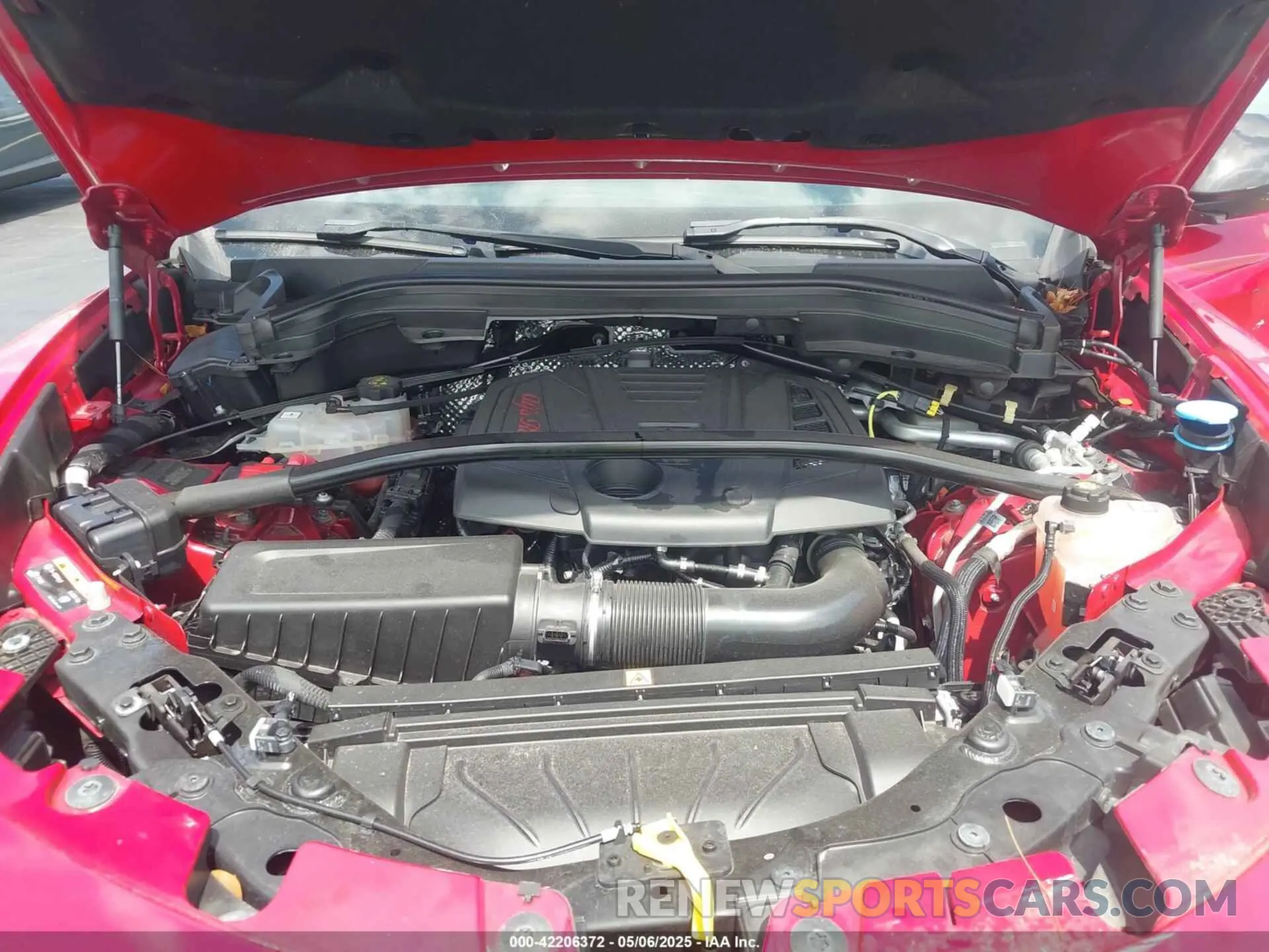 10 fotografías del automóvil dañado ZASPAJAN7M7D08508 ALFA ROMEO STELVIO 2021