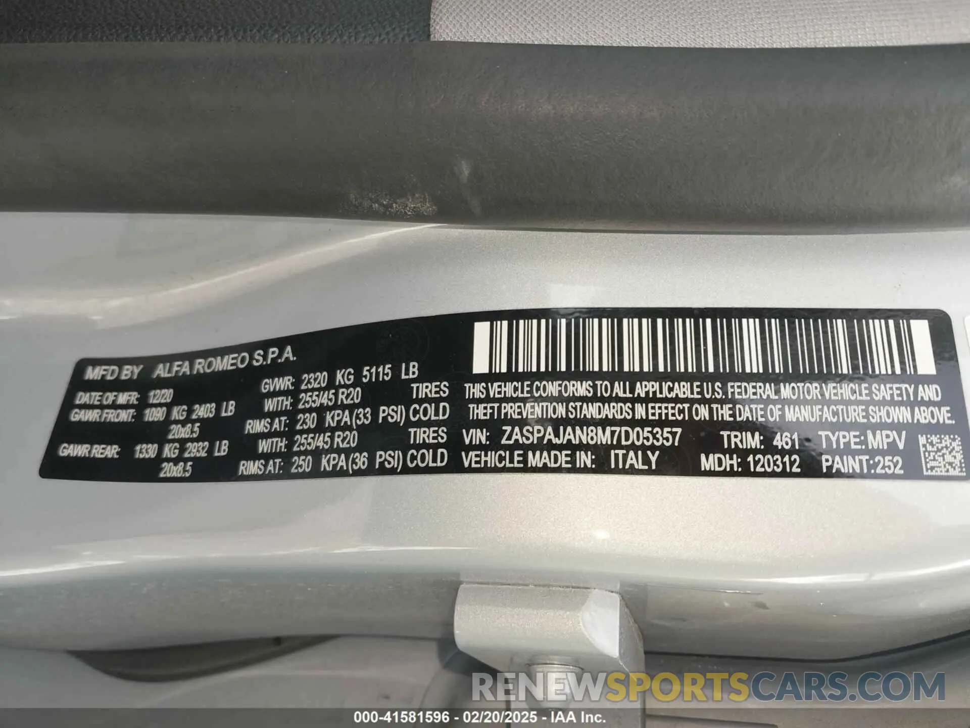 9 fotografías del automóvil dañado ZASPAJAN8M7D05357 ALFA ROMEO STELVIO 2021