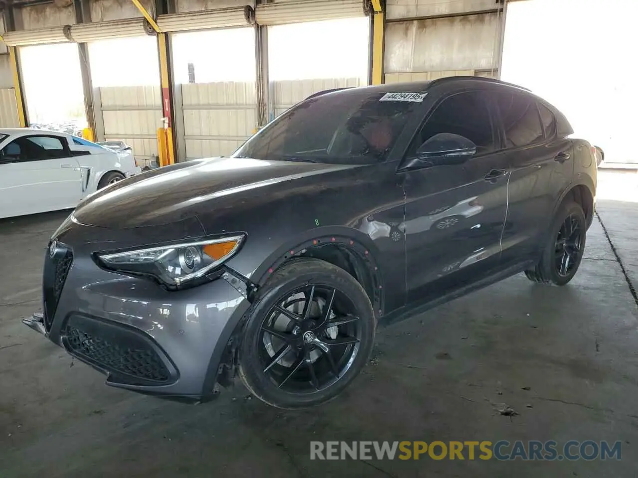 1 fotografías del automóvil dañado ZASPAJAN9M7D09255 ALFA ROMEO STELVIO 2021