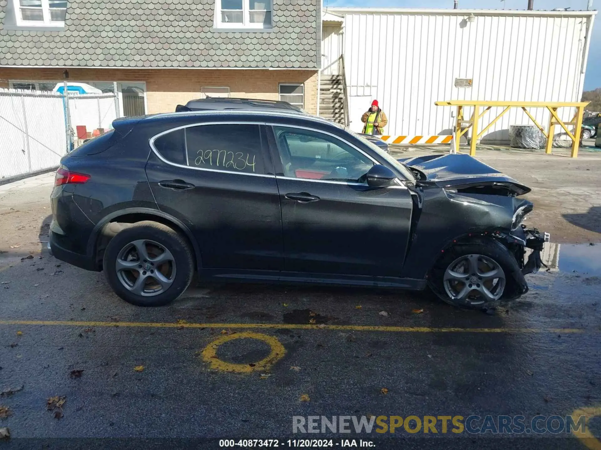 13 fotografías del automóvil dañado ZASPAKANXM7D08119 ALFA ROMEO STELVIO 2021