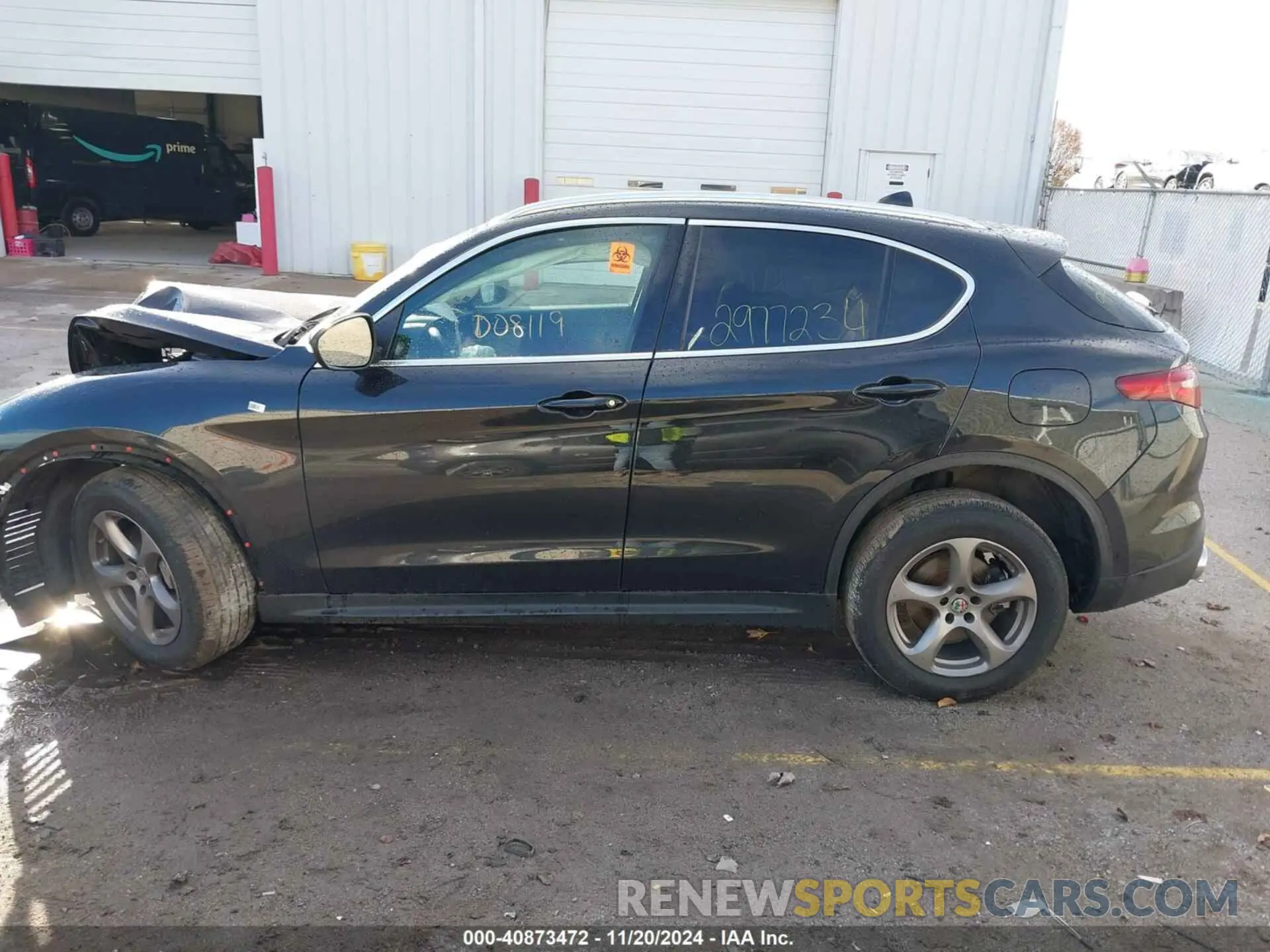 14 fotografías del automóvil dañado ZASPAKANXM7D08119 ALFA ROMEO STELVIO 2021