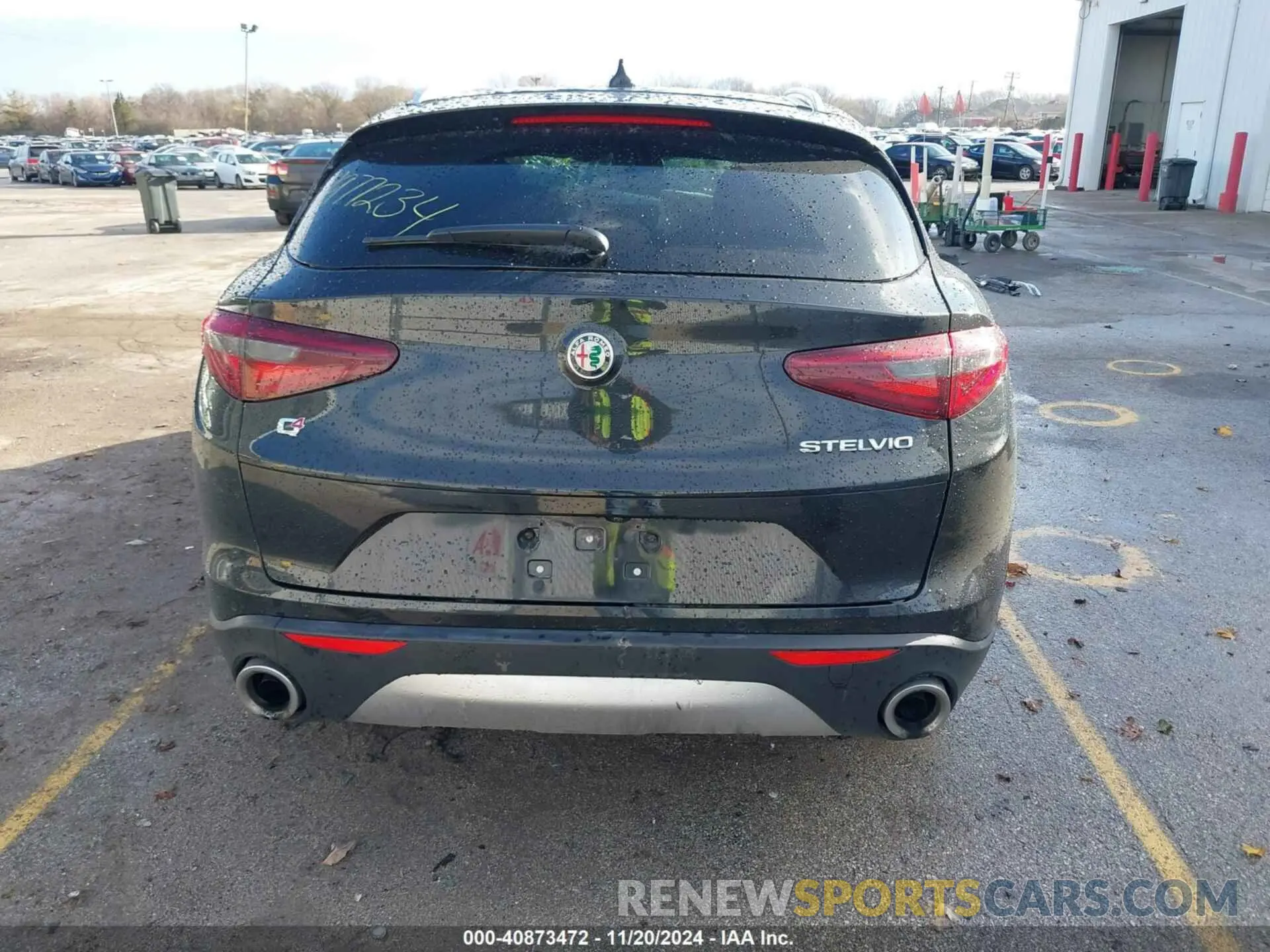 16 fotografías del automóvil dañado ZASPAKANXM7D08119 ALFA ROMEO STELVIO 2021
