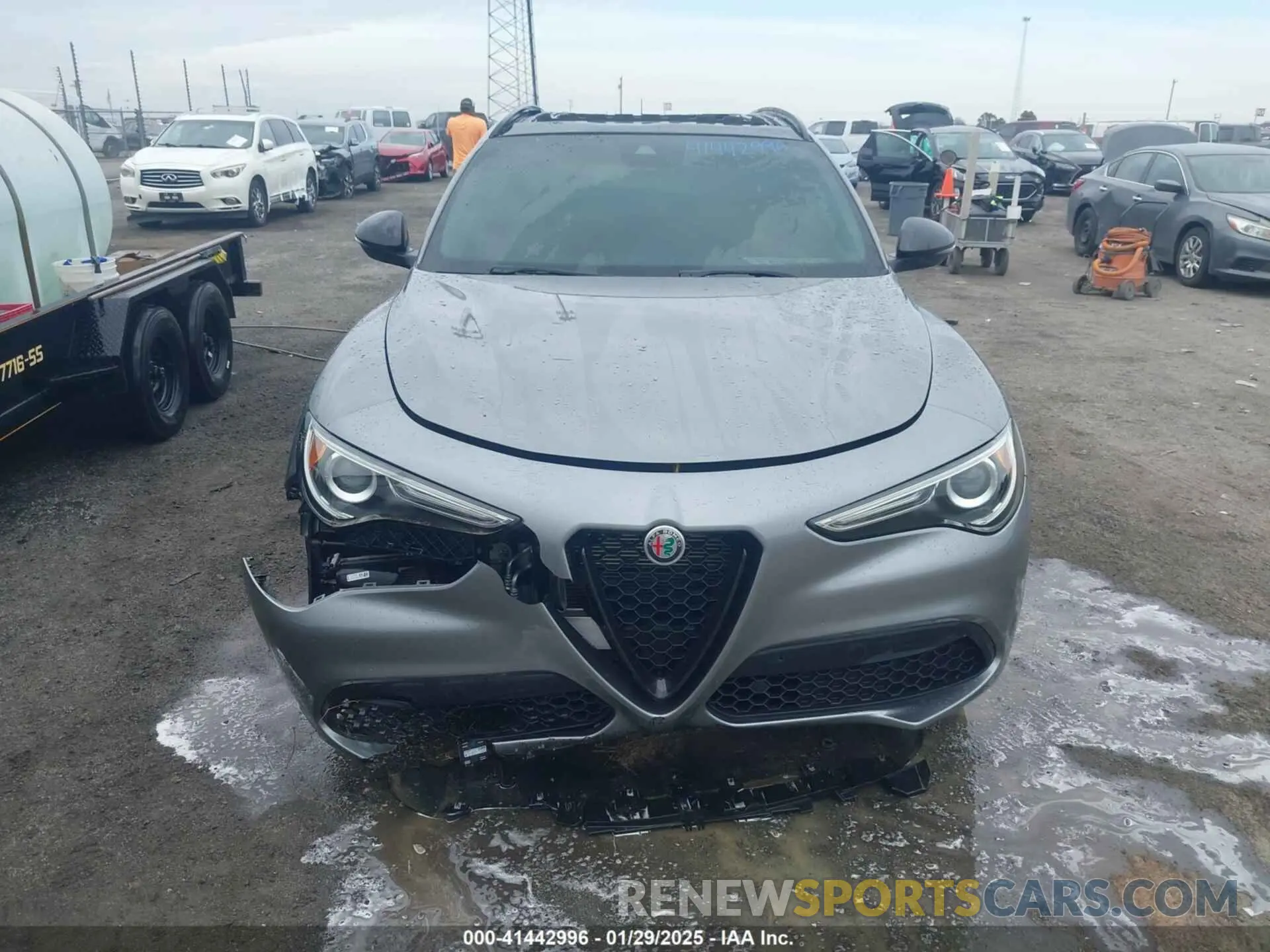 12 fotografías del automóvil dañado ZASPAKBN0M7D15255 ALFA ROMEO STELVIO 2021