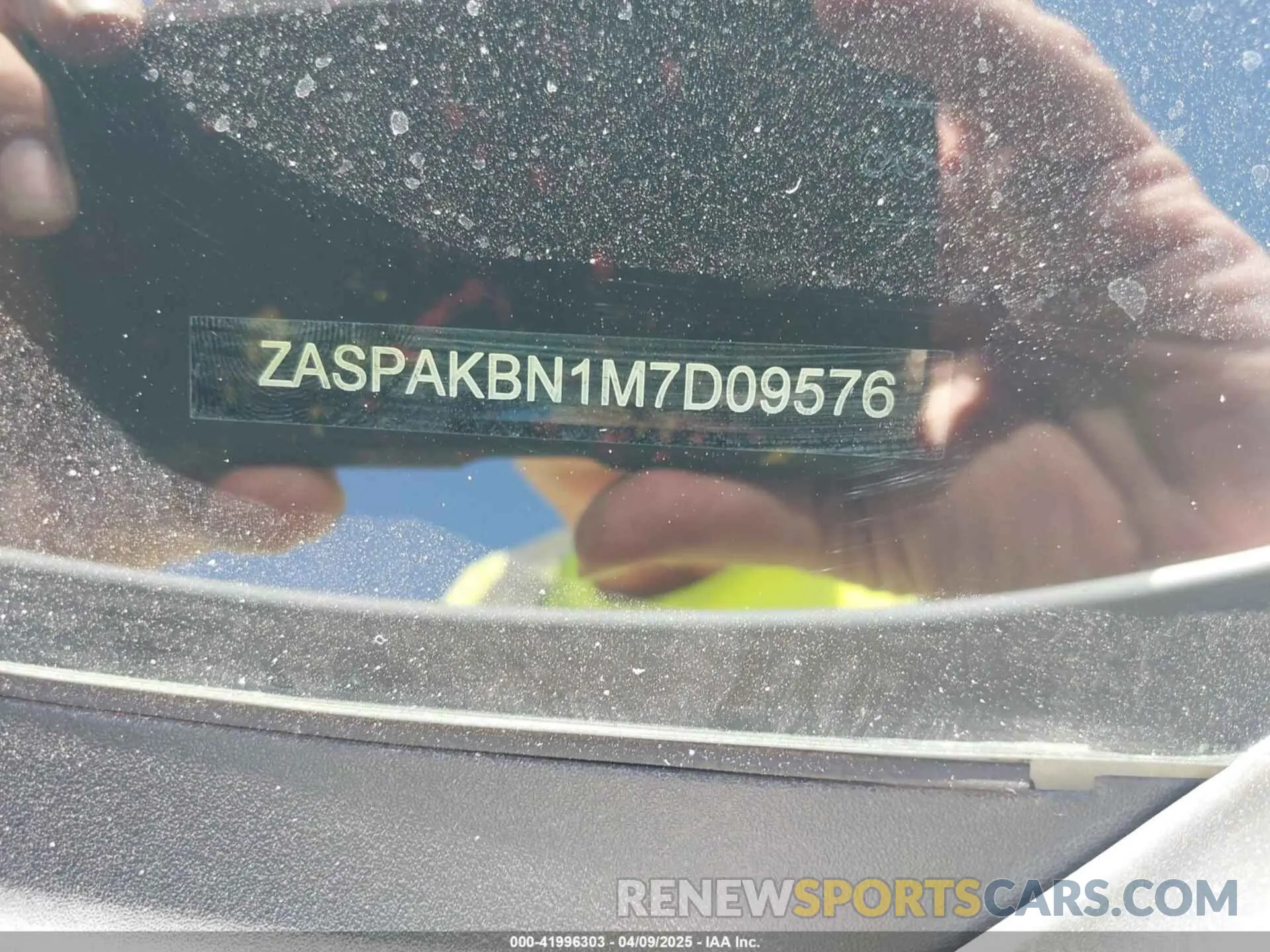 9 fotografías del automóvil dañado ZASPAKBN1M7D09576 ALFA ROMEO STELVIO 2021